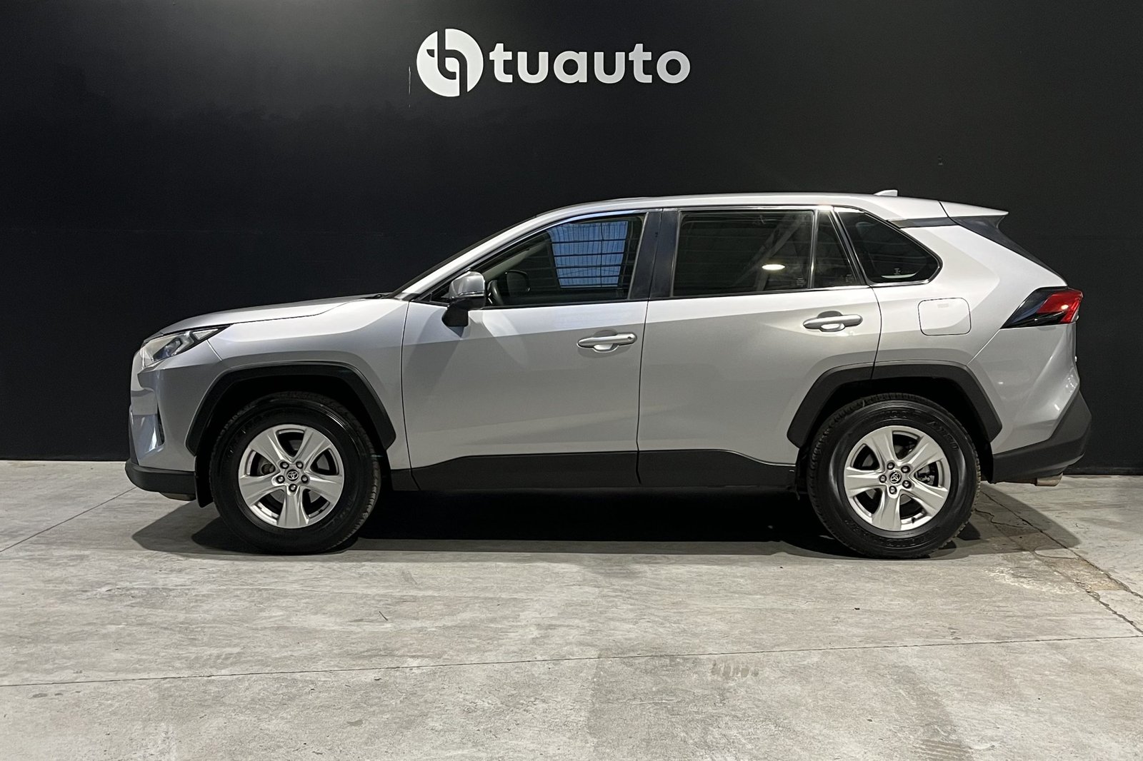 Toyota RAV4 2.0 LE MT 4X4 2021 - Imagen 6 de 14
