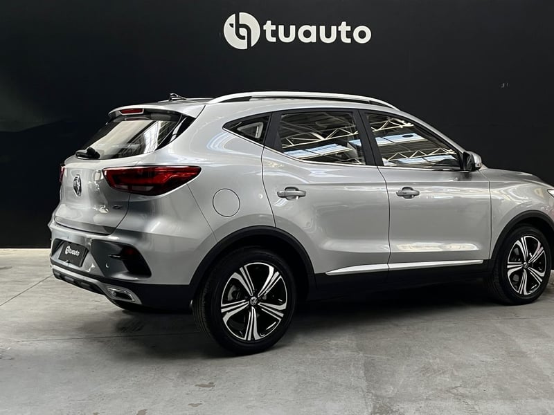 MG ZX CVT 1.5 AUT DLX 2023 - Imagen 4 de 18