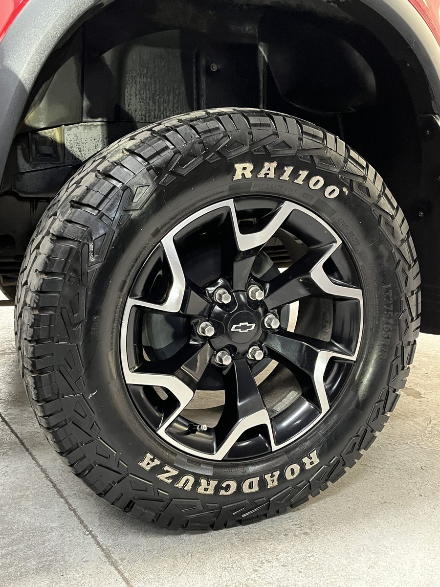 CHEVROLET COLORADO D CAB Z71 4X4 2.8 AUT 2025 - Imagen 13 de 15