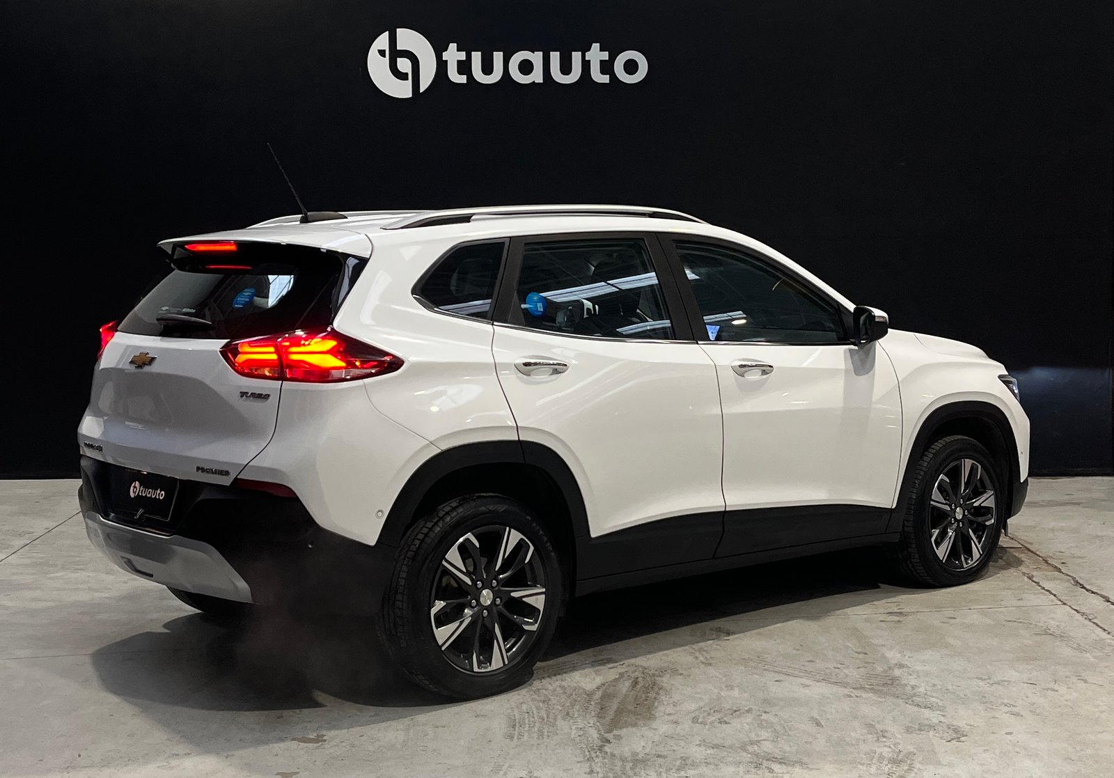 Chevrolet TRACKER PREMIER 1.2T AUT 2021 - Imagen 4 de 20