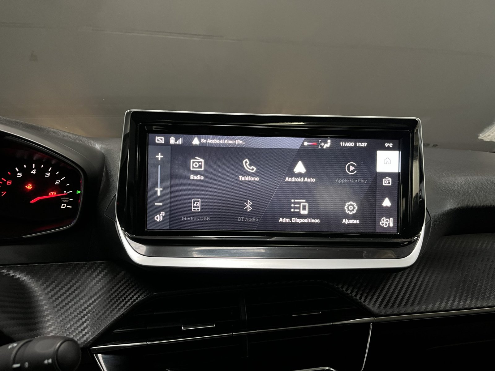 Peugeot 208 STYLE 1.2 MT 2023 - Imagen 18 de 19