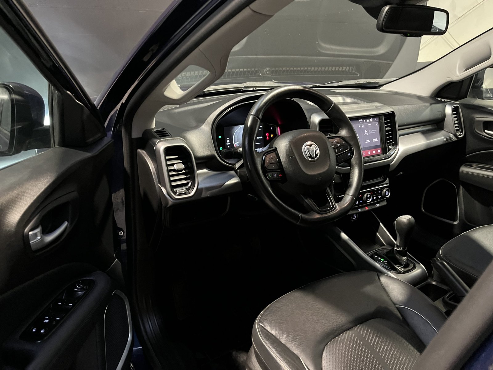RAM 1000 BIG HORN FWD BZ 1.8 AUT 2024 - Imagen 11 de 19