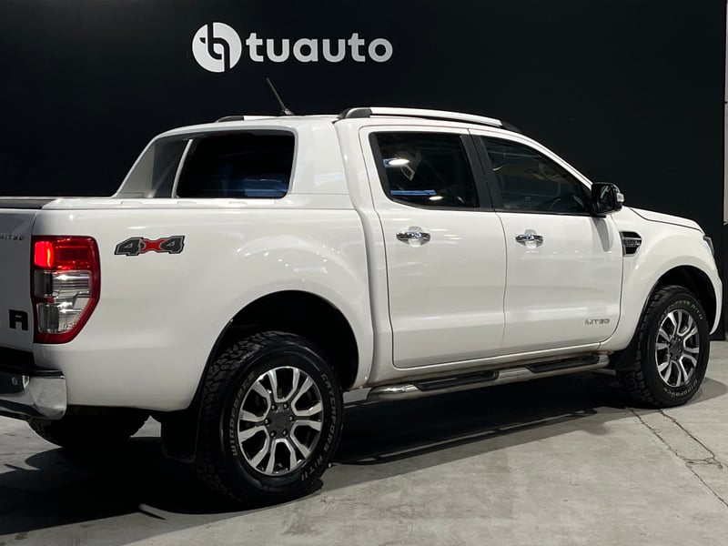 Ford RANGER LIMITED DCAB 4X4 3.2 AUT 2022 - Imagen 4 de 19