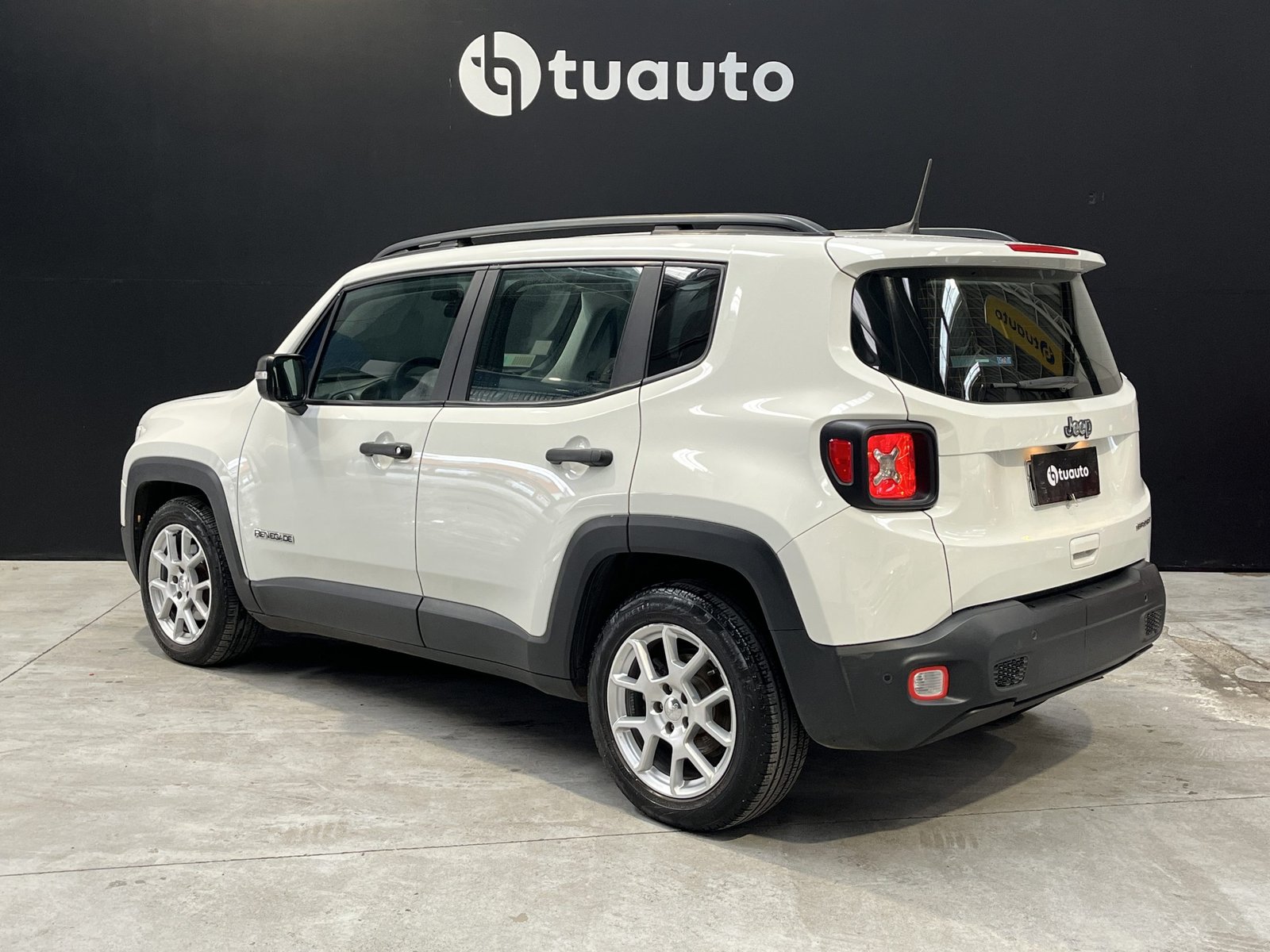 Jeep RENEGADE SPORT LX 1.8 AUT 2020 - Imagen 6 de 18