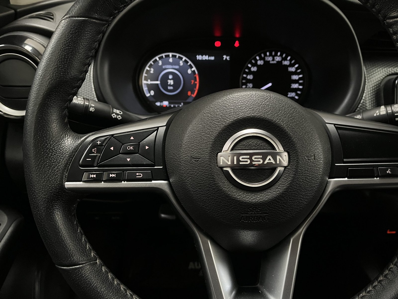 Nissan KICKS ADVANCE 1.6 MT 2022 - Imagen 12 de 18