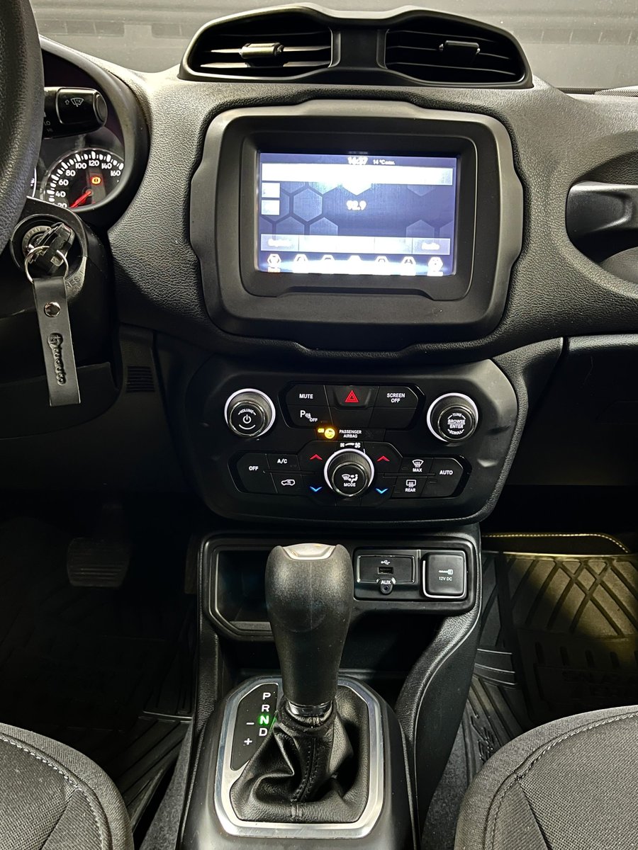 Jeep RENEGADE SPORT LX 1.8 AUT 2020 - Imagen 10 de 18