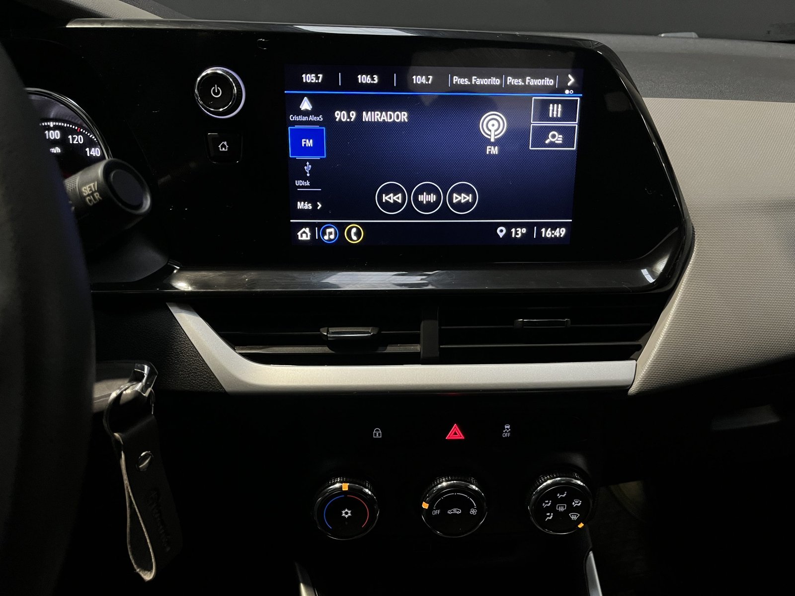 Chevrolet MONTANA 1.2T LT MT R 2025 - Imagen 18 de 19