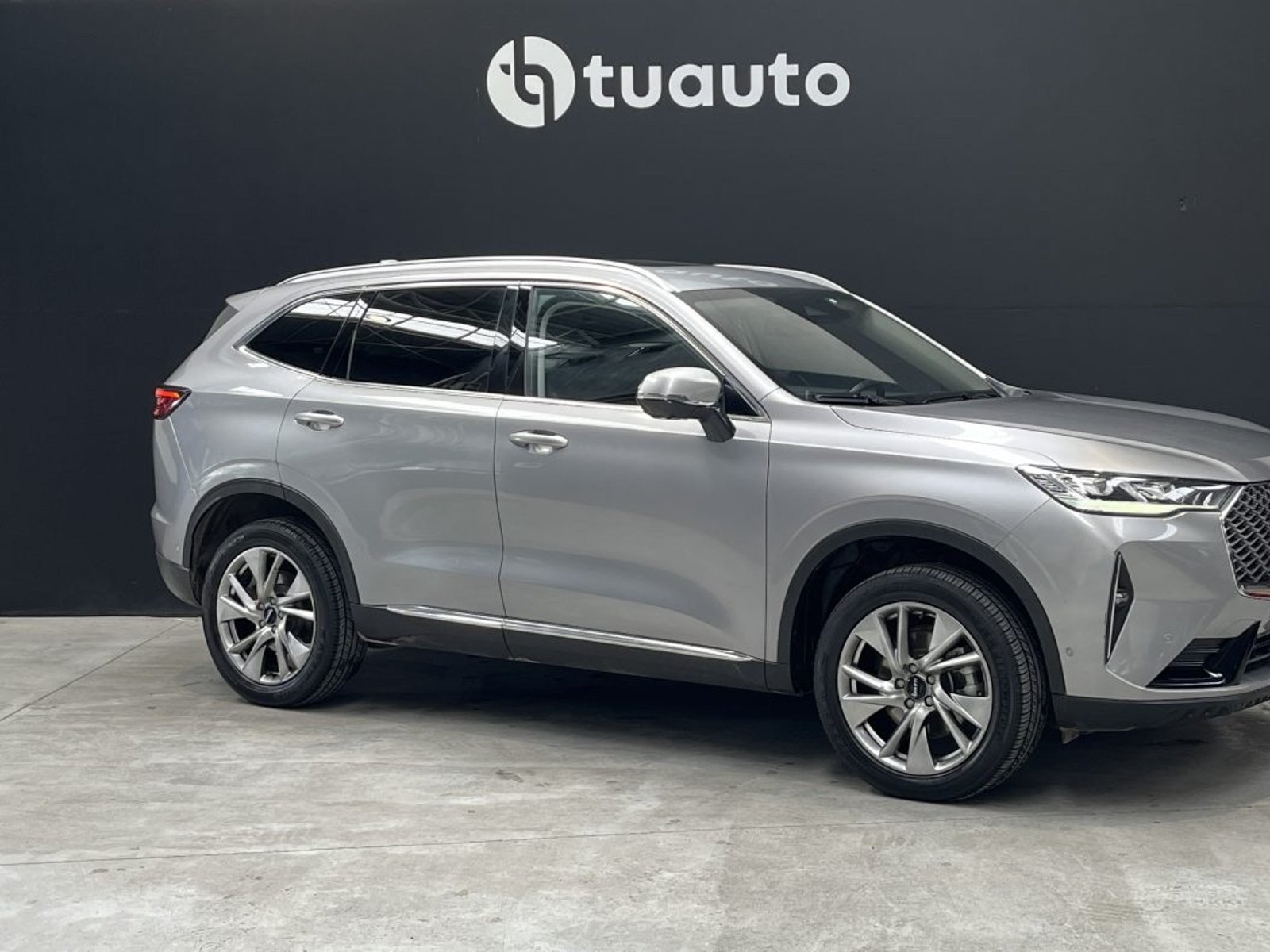 Haval H6 T4X4 2.0 AUT DELUXE 2023 - Foto 2 de 19