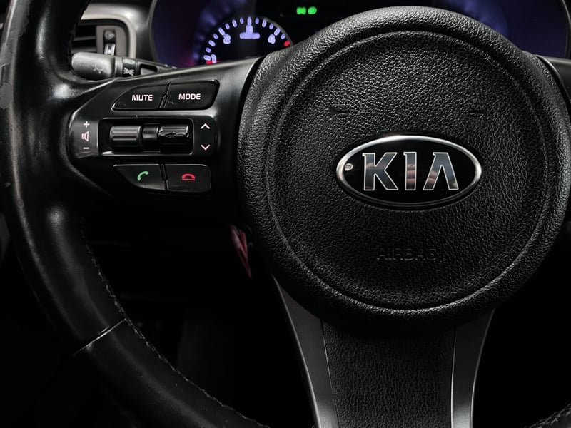 Kia SORENTO EX 2.2 MT 2017 - Imagen 11 de 16