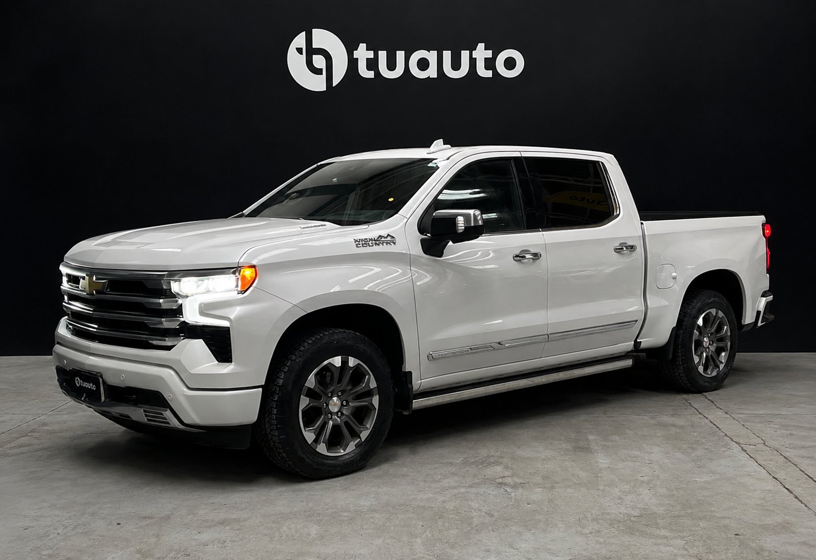 Chevrolet SILVERADO 4X4 3.0L AUT HIGH COUNTRY 2025 - Imagen 8 de 18