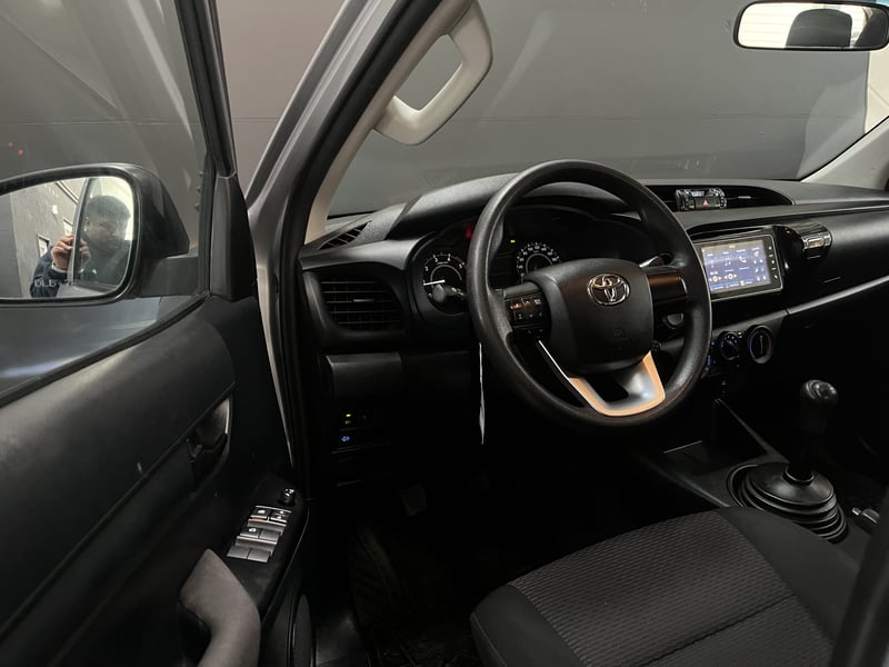 Toyota HILUX DX 2.4 MT 4X2 2021 - Imagen 16 de 18