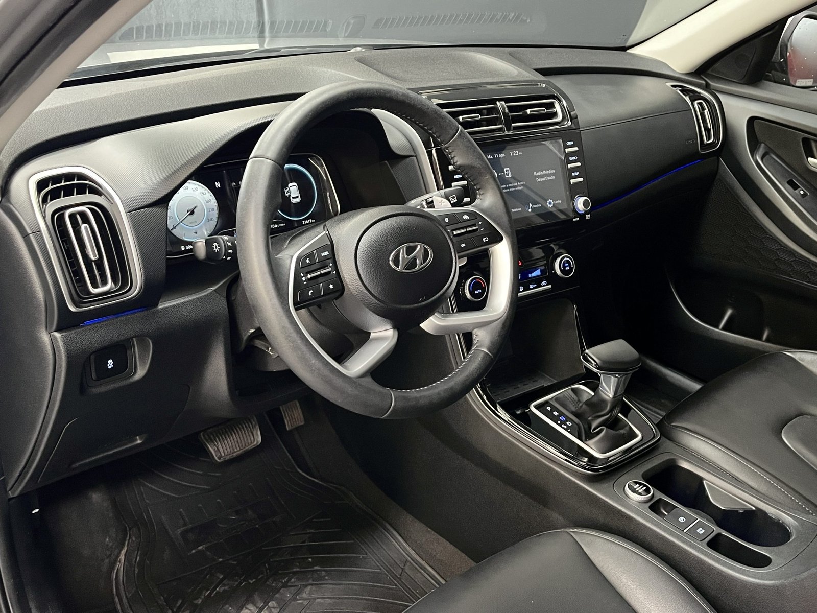 Hyundai CRETA CVT DESIGN 1.5 2024 - Imagen 10 de 18