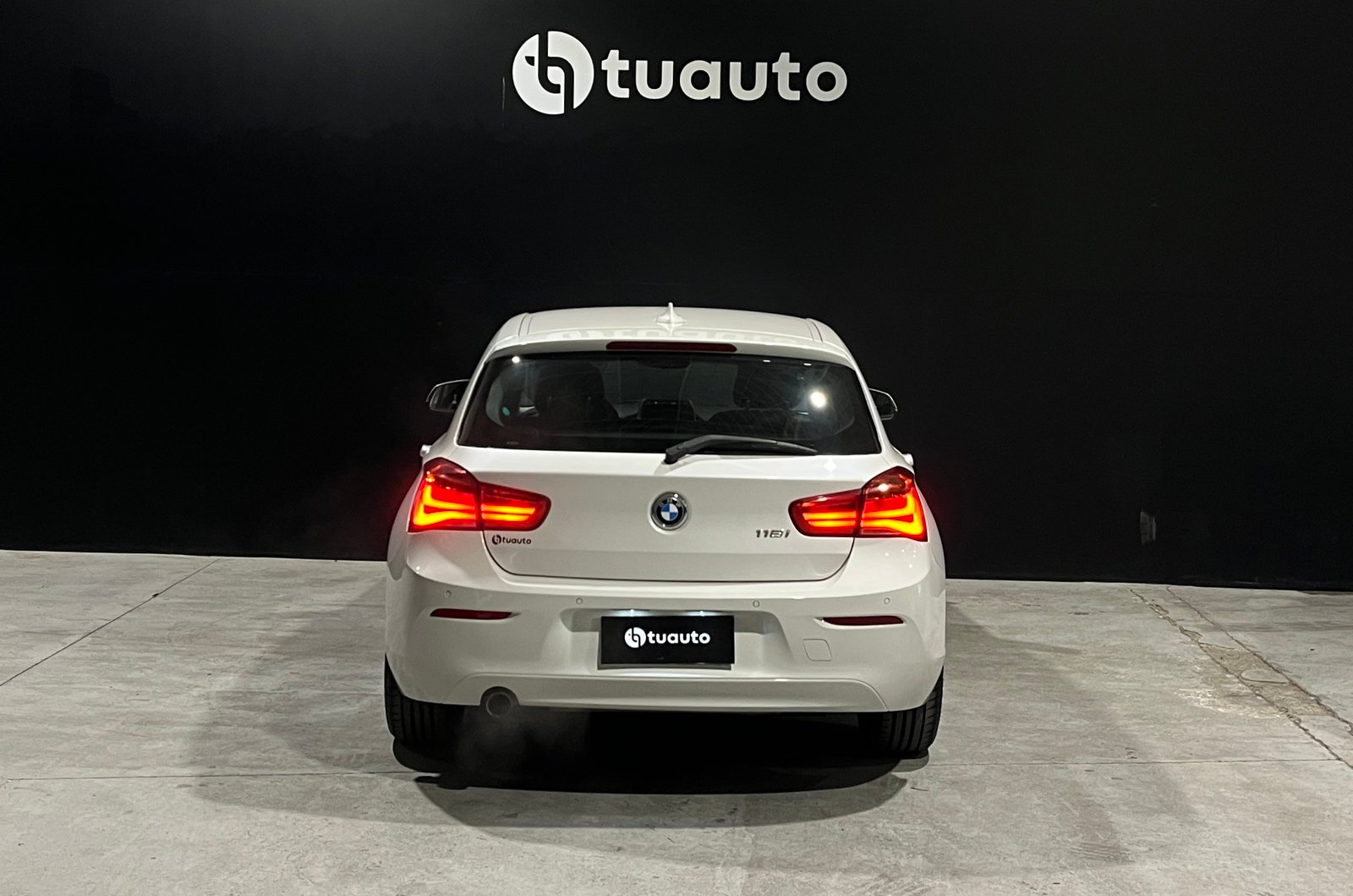 BMW 118 I LCI 1.5 AUT 2017 - Imagen 5 de 19