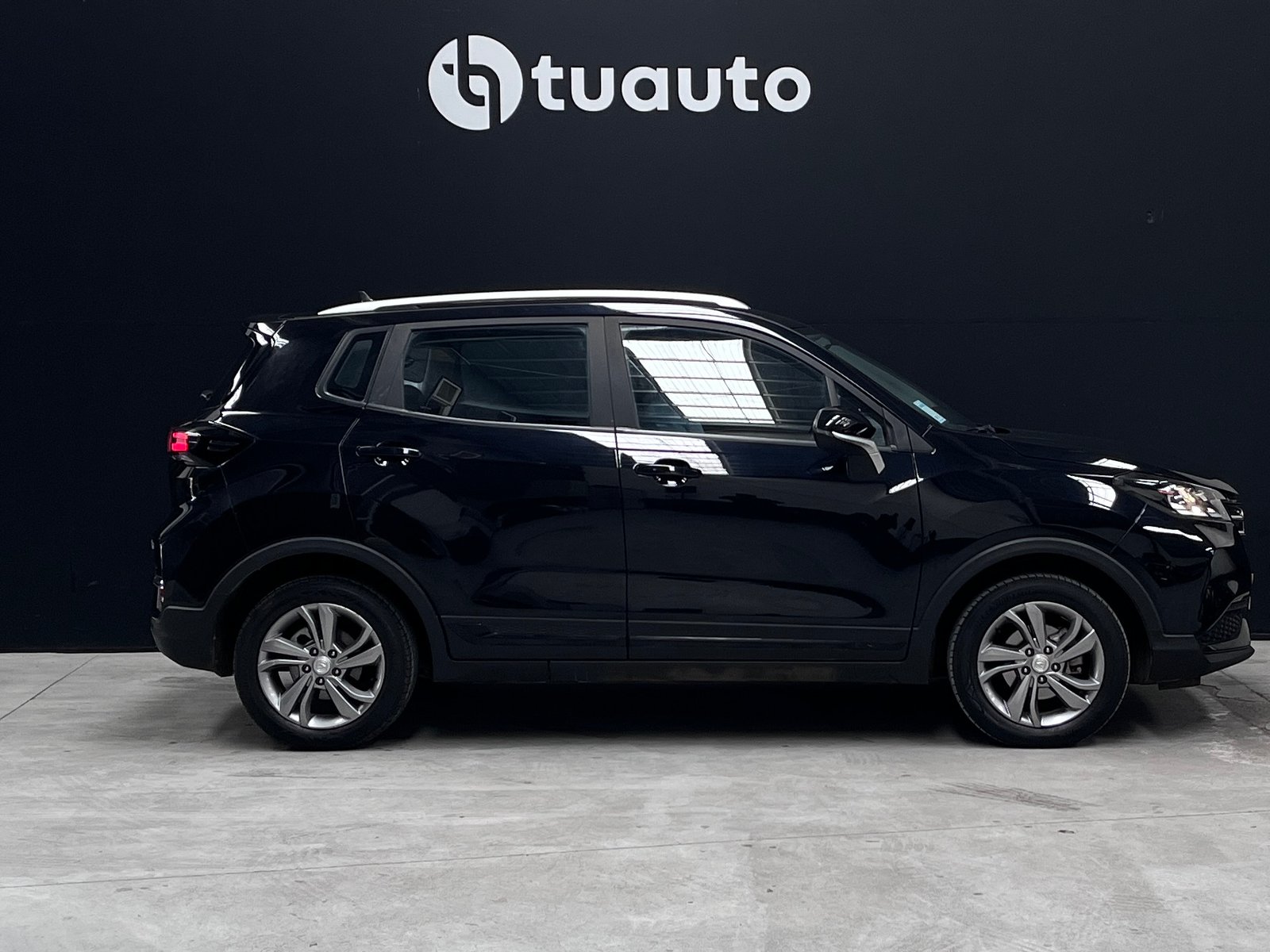 Changan CS15 HB 4X2 1.5 COM 2025 - Foto 3 de 19