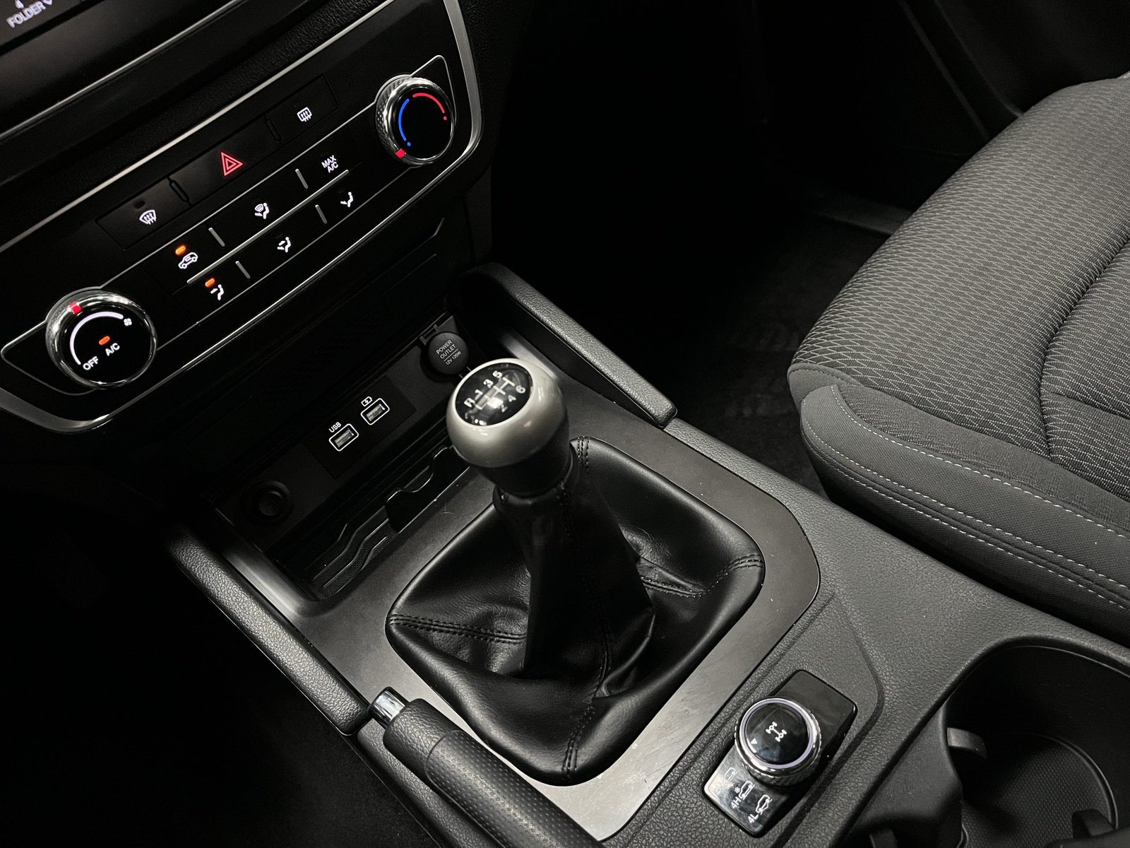 SsangYong MUSSO GRAND 4X4 2.2 2024 - Imagen 8 de 14