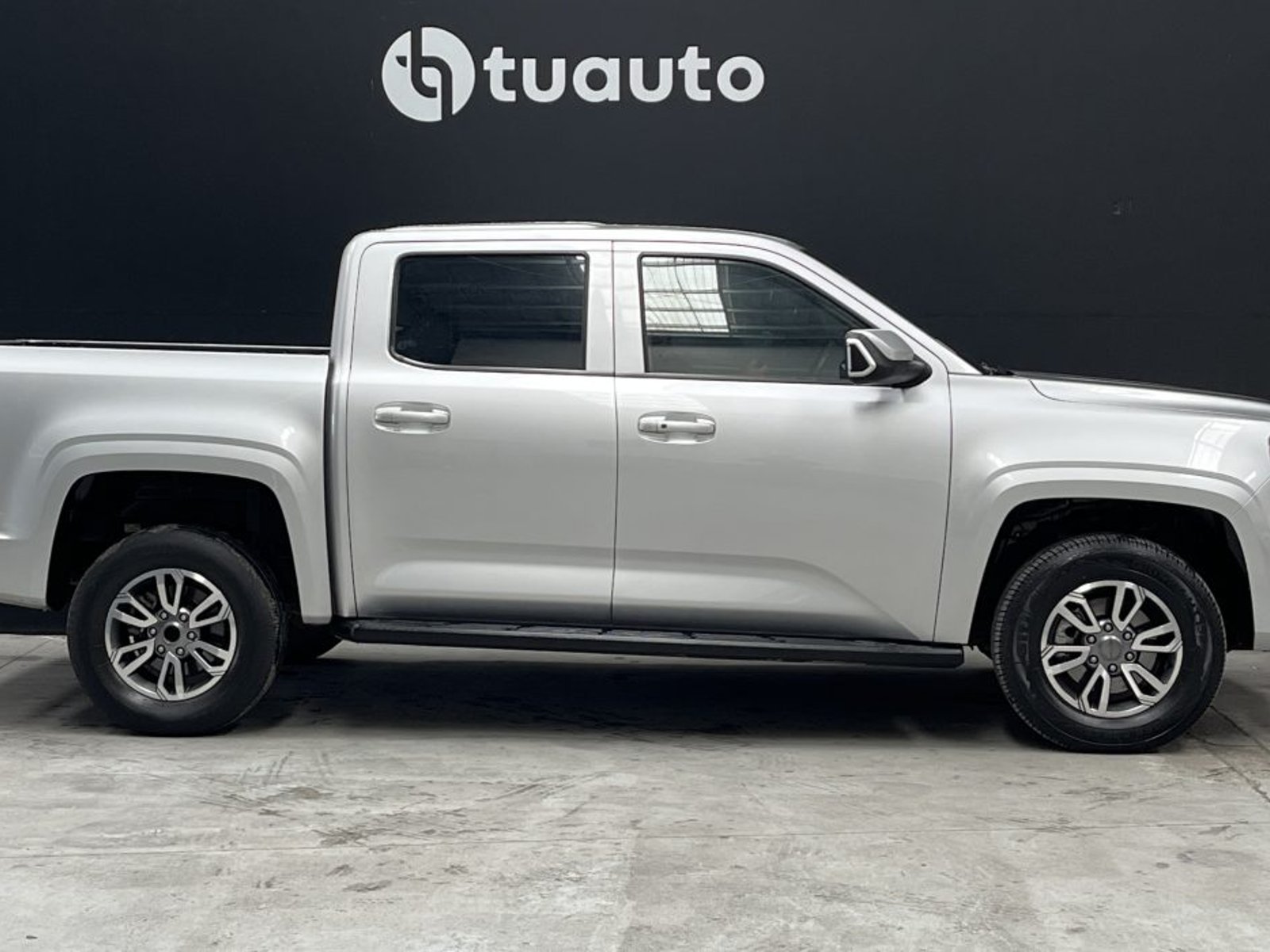 JMC GRAND AVENUE 4X4 2.3 AUT 2024 - Foto 3 de 18