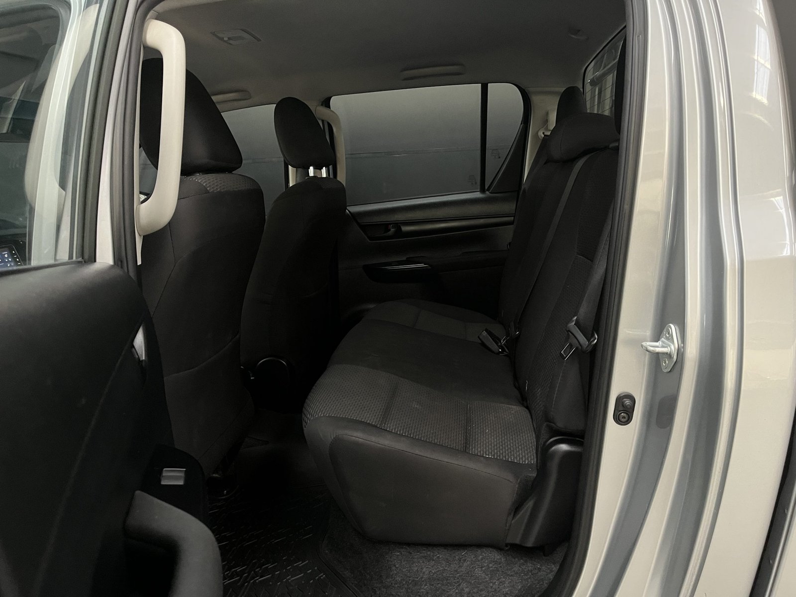 Toyota HILUX DX 2.4 MT 4X2 2021 - Imagen 14 de 18
