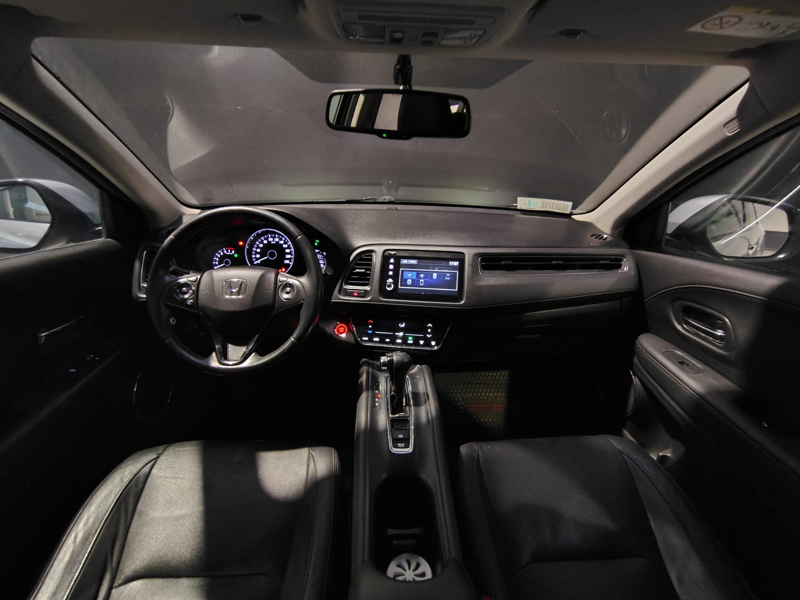 Honda HR-V V EXL 4X4 1.8 AUT 2020 - Imagen 13 de 20