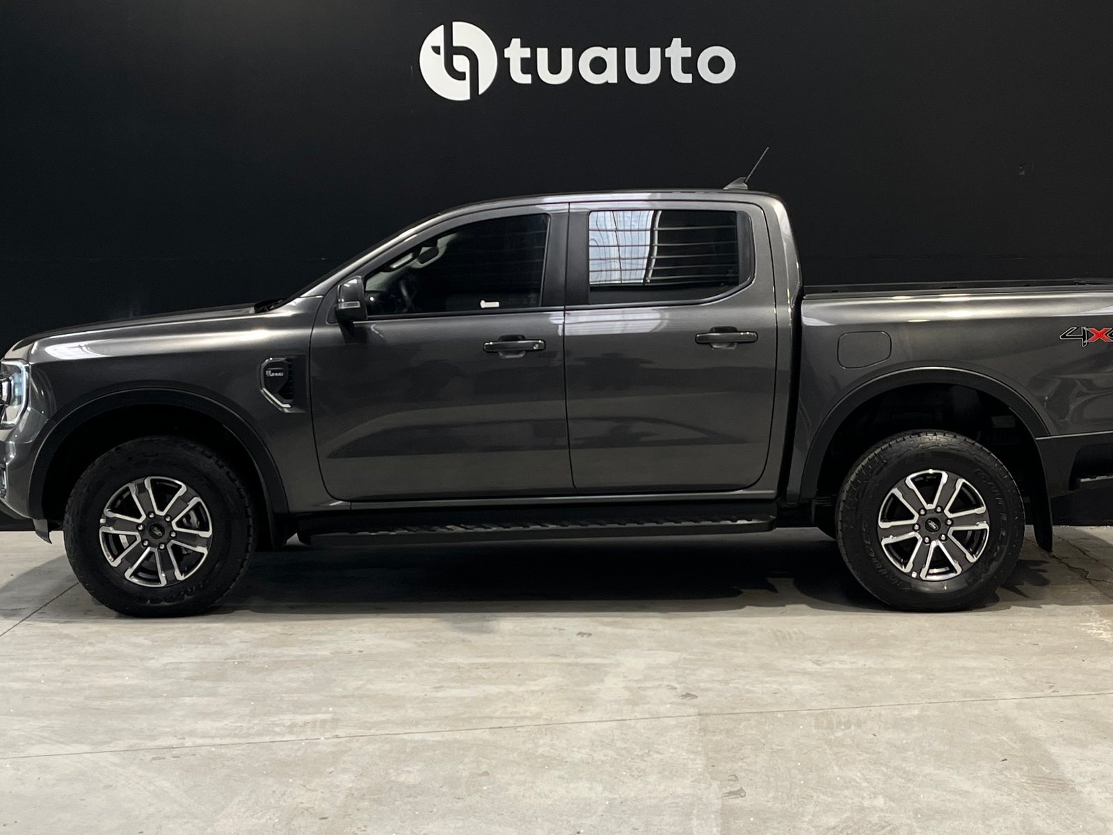 Ford RANGER XLT 4X4 2.0 AUT 2024 - Foto 5 de 15