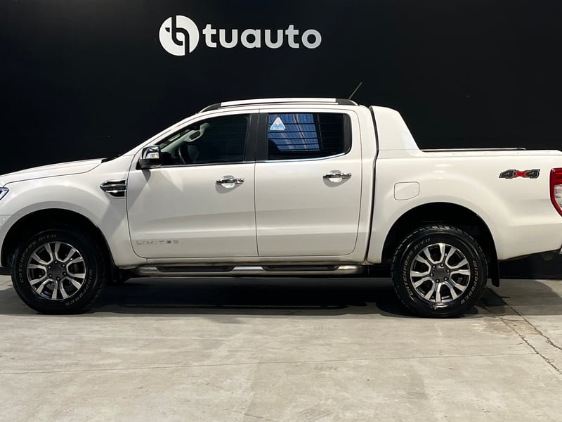 Ford RANGER LIMITED DCAB 4X4 3.2 AUT 2022 - Imagen 7 de 19