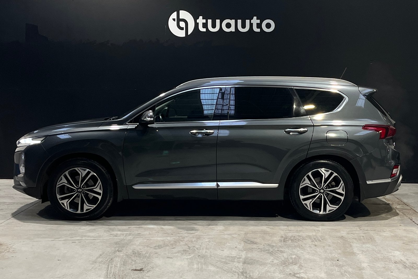 HYUNDAI SANTA FE 4X4 2.4 AT 2020 - Imagen 7 de 20