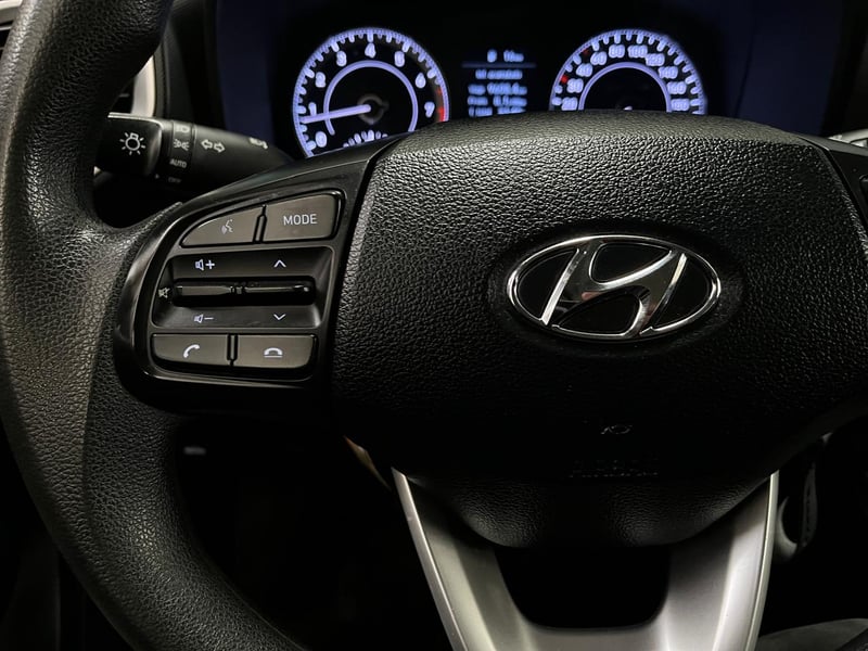 Hyundai VENUE QX VALUE MT 1.6 2023 - Imagen 12 de 17