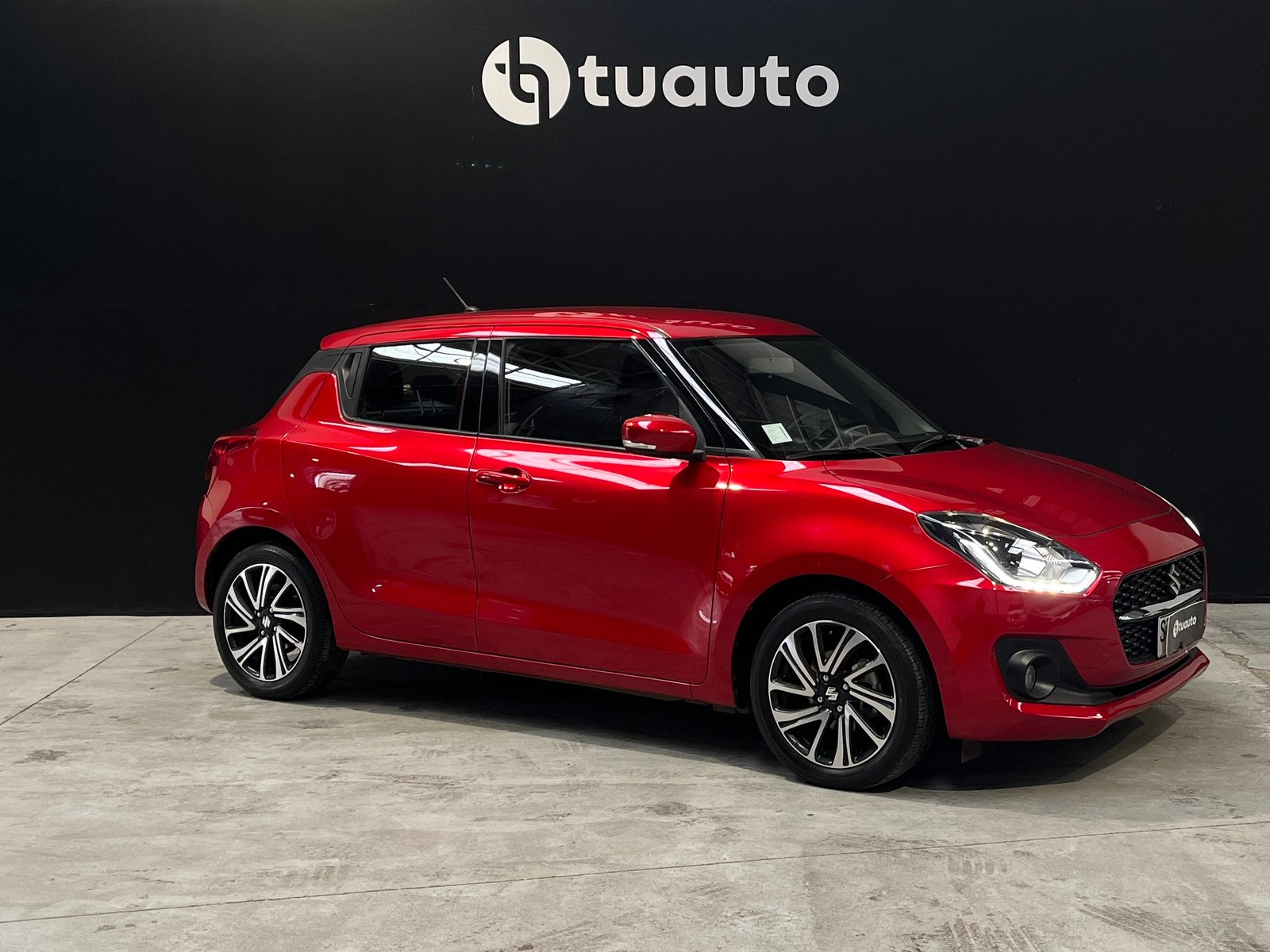 Suzuki SWIFT DIT HB 1.0 MT 2023 - Foto 2 de 18