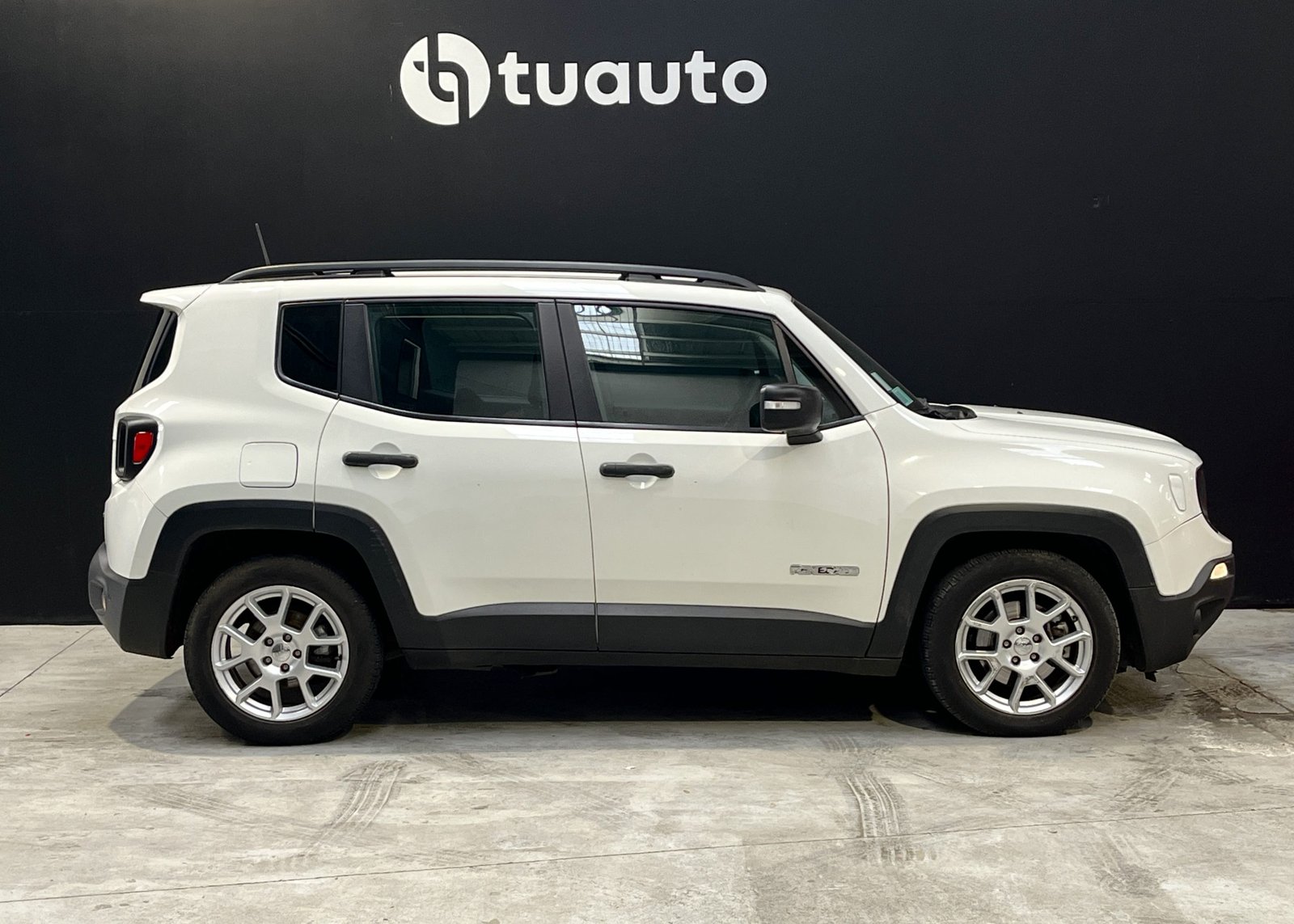 Jeep RENEGADE SPORT LX 1.8 AUT 2020 - Imagen 3 de 18