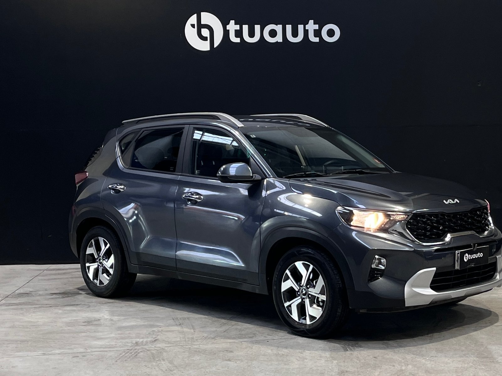 Kia SONET EX 1.5 MT 2022 - Foto 2 de 19