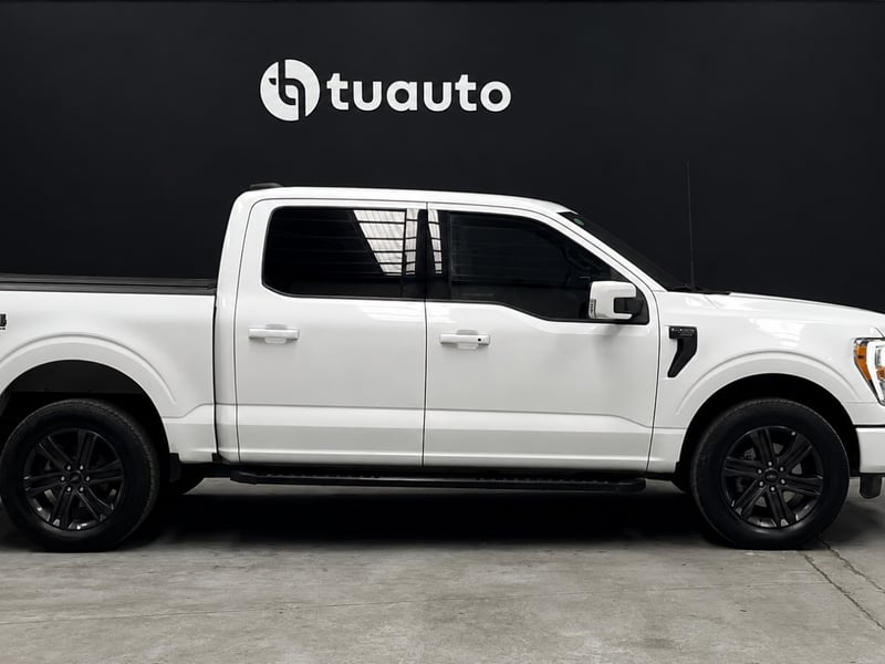 Ford F-150 LARIAT SPORT 4X4 5.0L AUT 2024 - Imagen 4 de 19