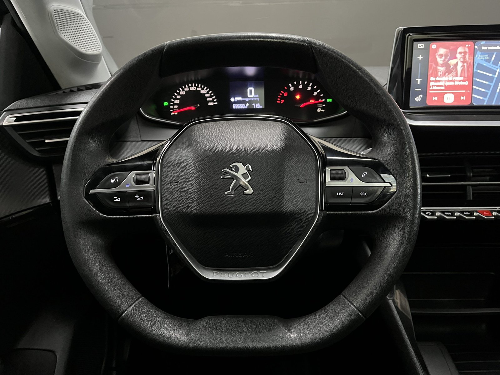 Peugeot 208 STYLE 1.2 MT 2023 - Imagen 14 de 19
