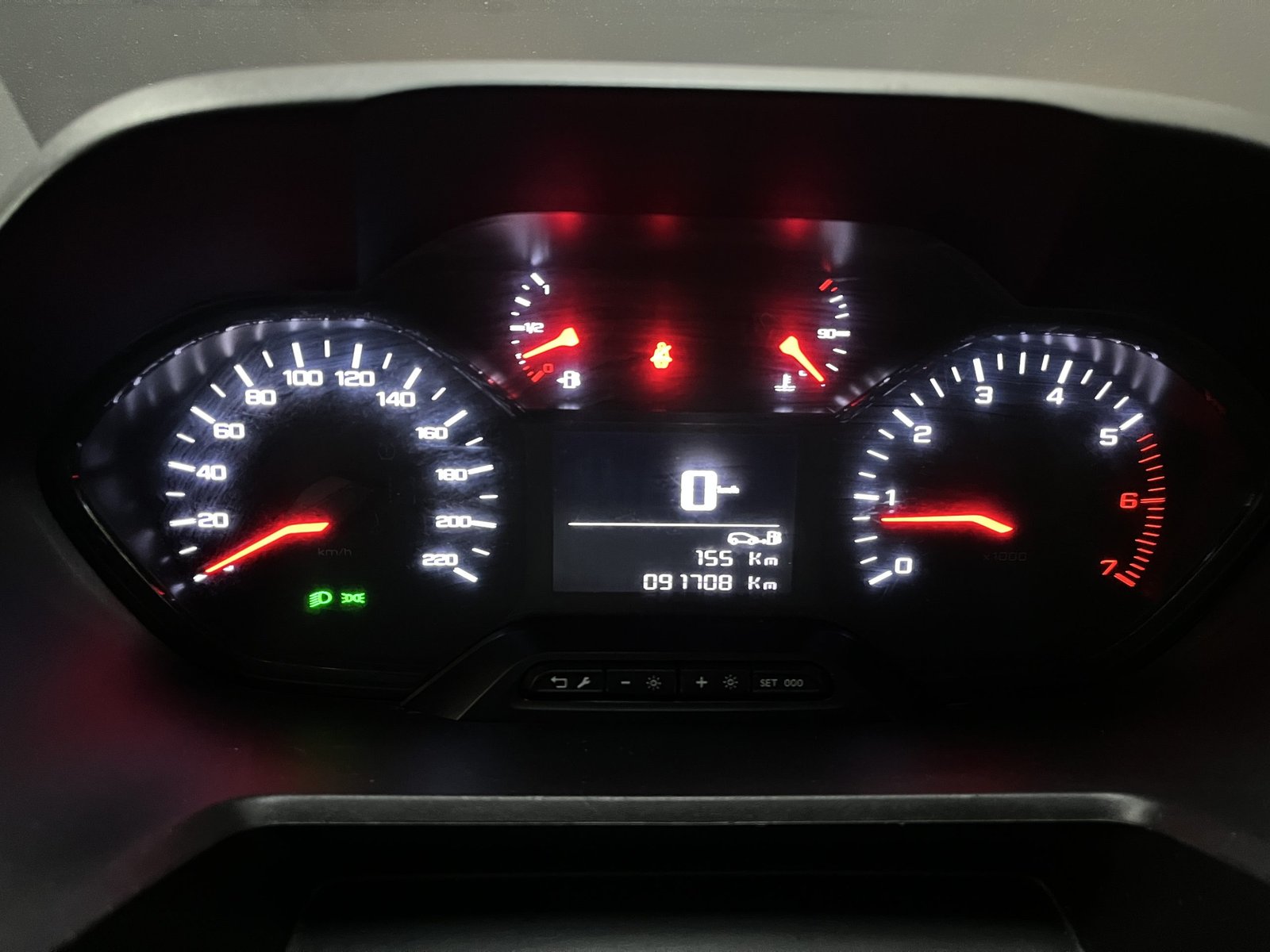 PEUGEOT PARTNER HDI 92 L1 1.6 2021 - Imagen 10 de 16
