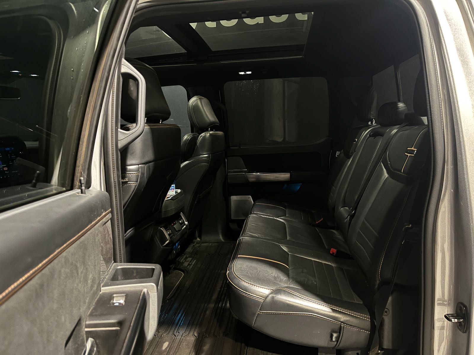 Ford F-150 PLATINUM 4X4 3.5 AUT 2022 - Imagen 11 de 19