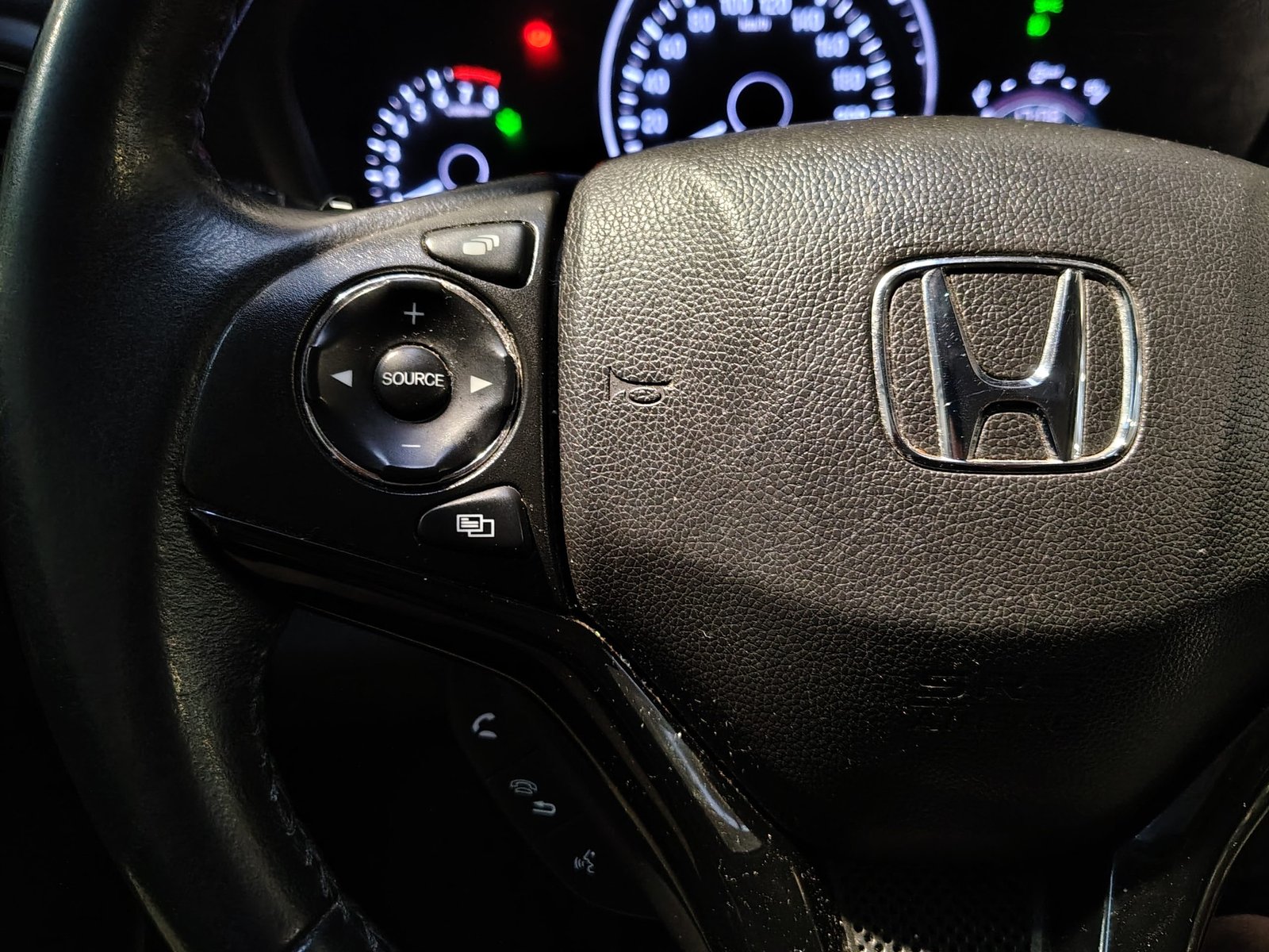 Honda HR-V V EXL 4X4 1.8 AUT 2020 - Imagen 15 de 20