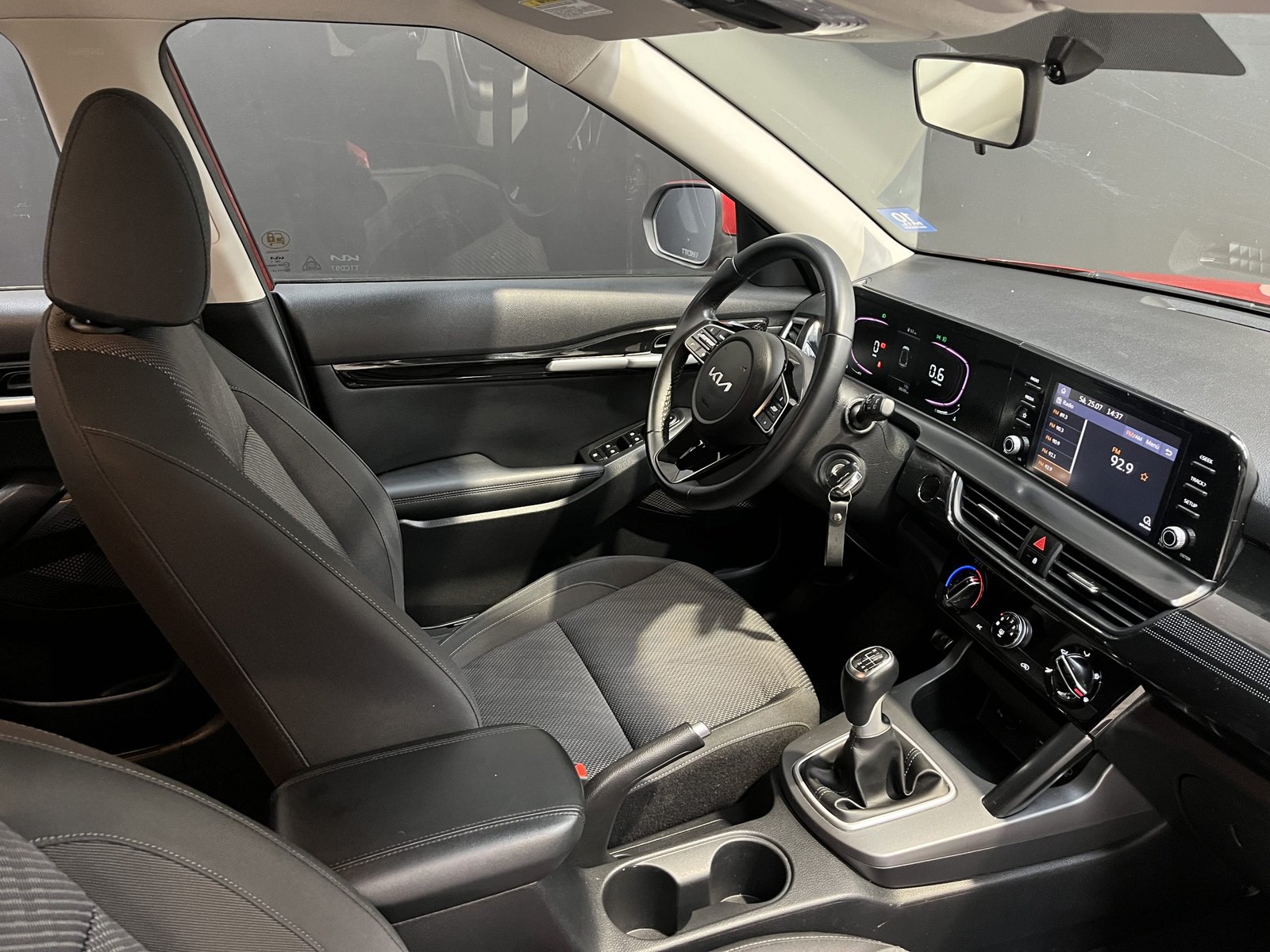 Kia SELTOS EX 1.5 MT 2025 - Imagen 9 de 14
