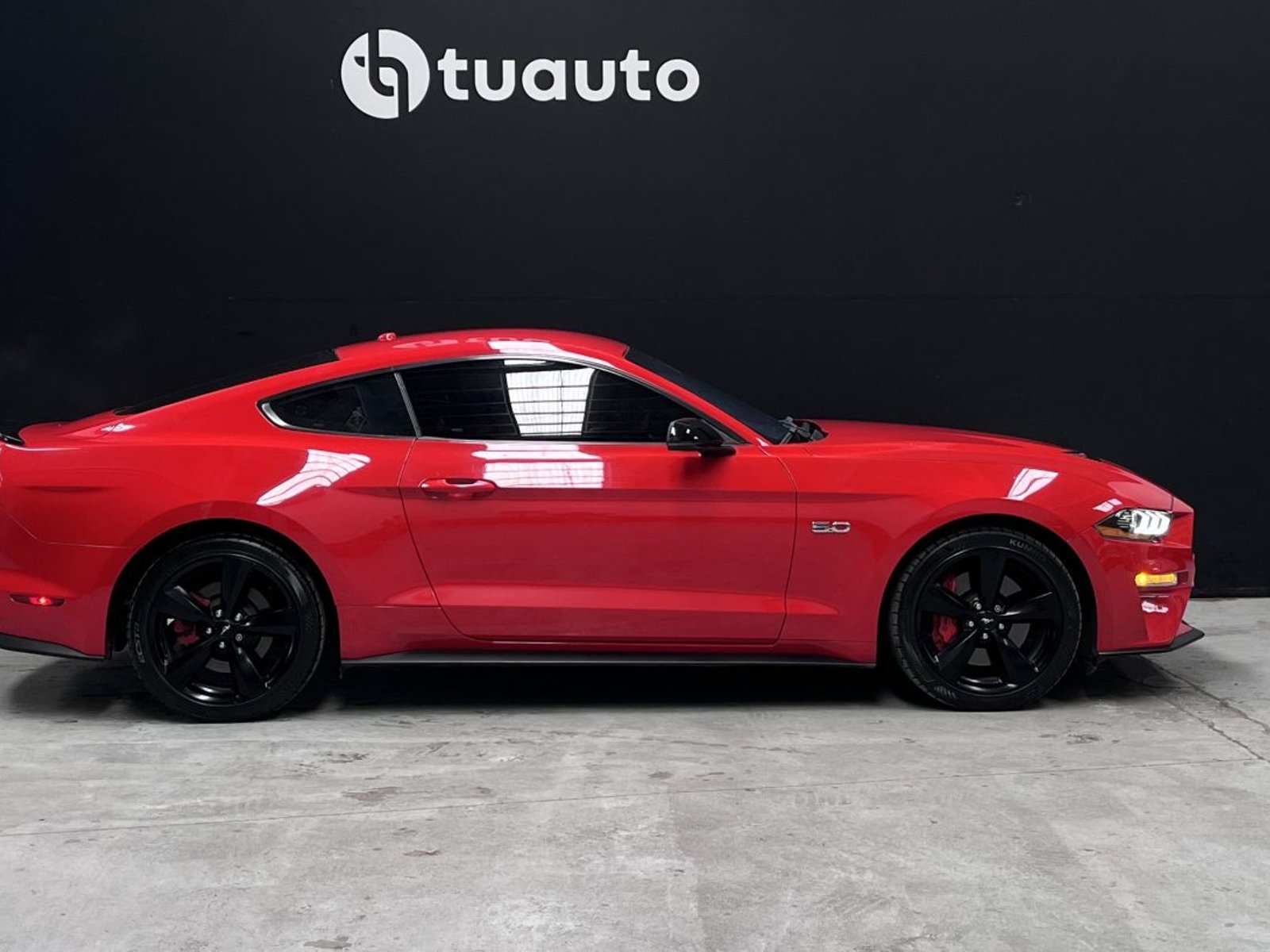 Ford MUSTANG COUPE GT 5.0 AT 2019 - Foto 3 de 17
