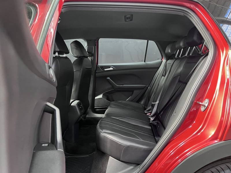 Volkswagen T-CROSS 1.0 AUT Highline Sport 2025 - Imagen 10 de 17