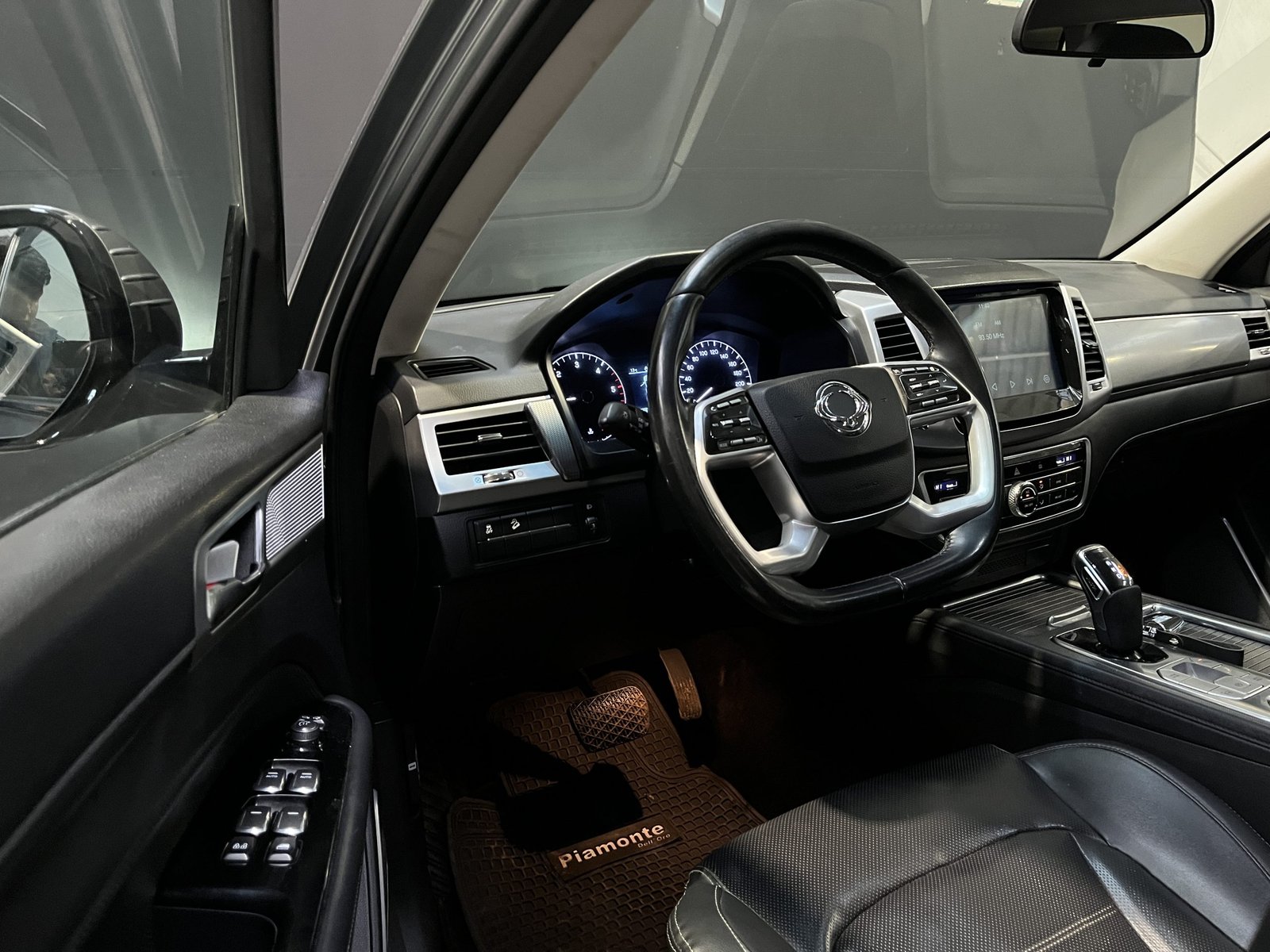 SsangYong REXTON LIMITED 4X4 2.2 AT 2021 - Imagen 15 de 19