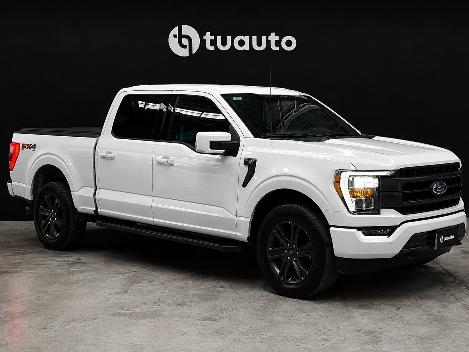 Ford F-150 LARIAT SPORT 4X4 5.0L AUT 2024 - Foto 2 de 19