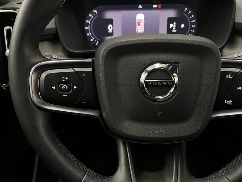 Volvo XC40 B4 PLUS 2.0 AUT 2024 - Imagen 13 de 17