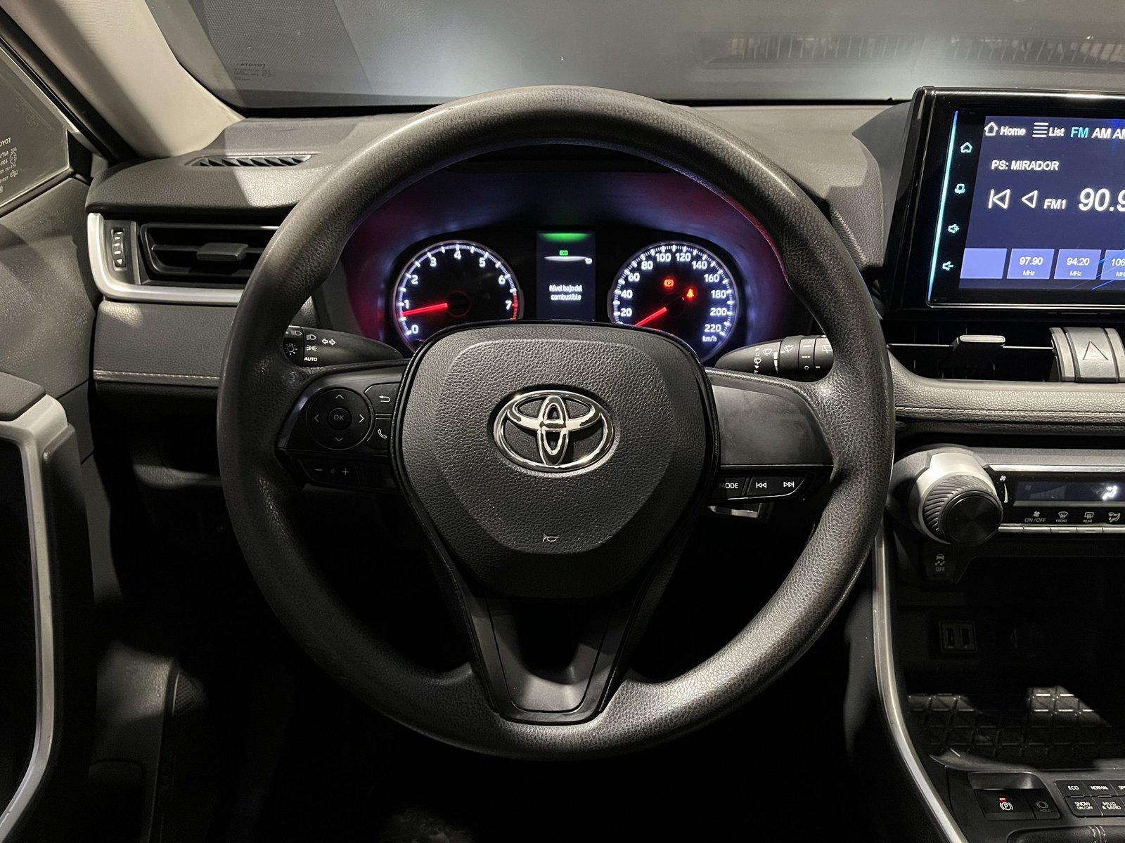 Toyota RAV4 2.0 LE MT 4X4 2021 - Imagen 11 de 14