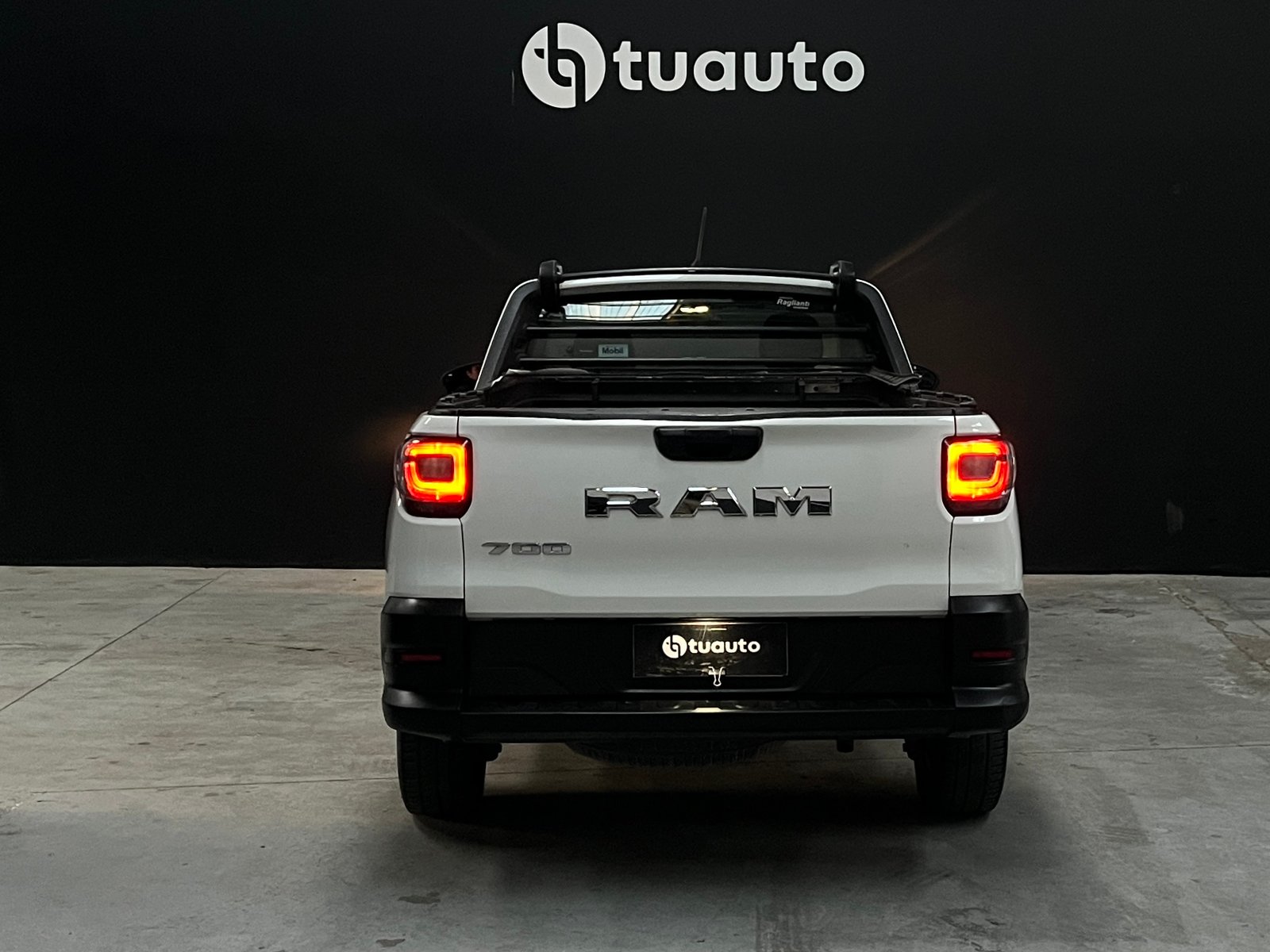 RAM 700 SLT 1.4 MT 2022 - Foto 5 de 18