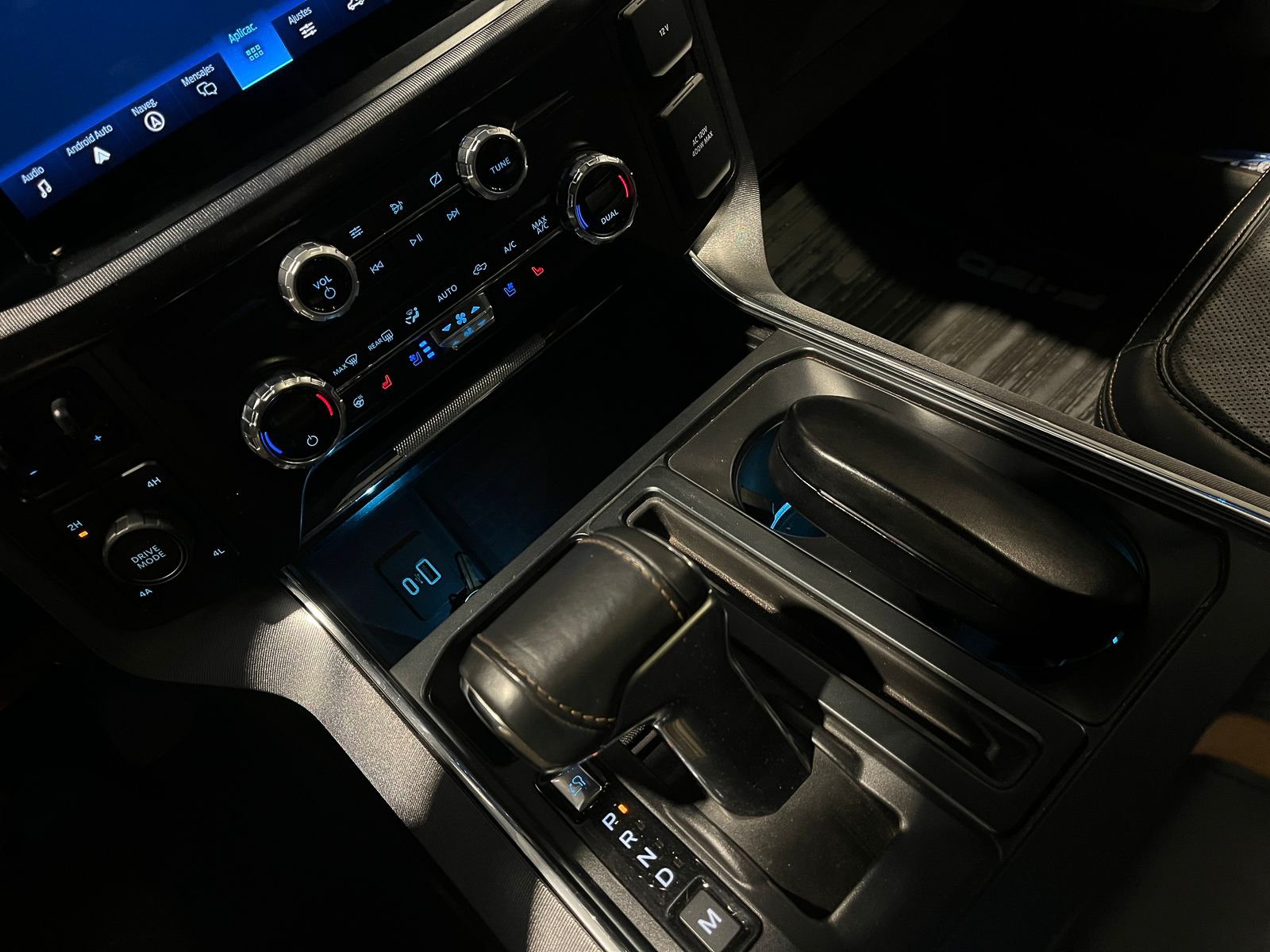 Ford F-150 PLATINUM 4X4 3.5 AUT 2022 - Imagen 9 de 19