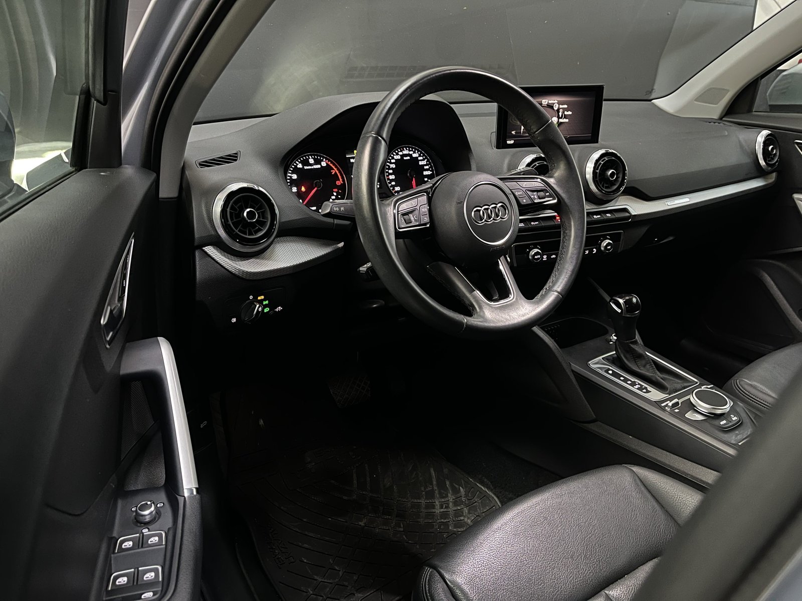 AUDI Q2 35 TFSI 1.4 AUT 2022 - Imagen 17 de 20