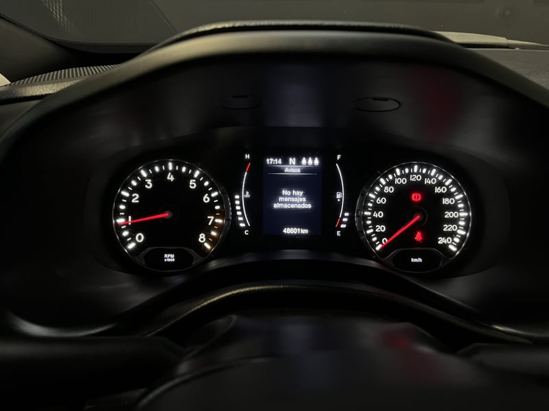Jeep RENEGADE LONGITUDE 1.8 AUT 2020 - Imagen 19 de 19