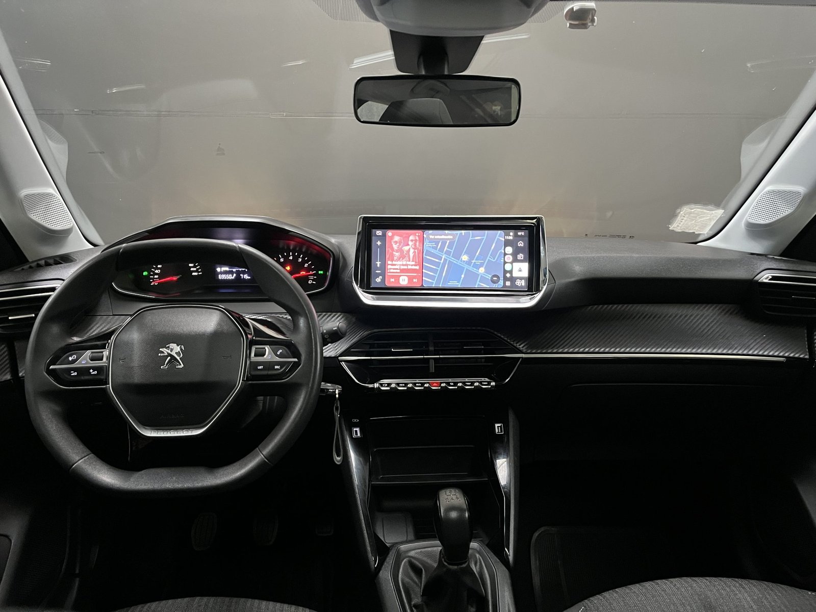 Peugeot 208 STYLE 1.2 MT 2023 - Imagen 13 de 19