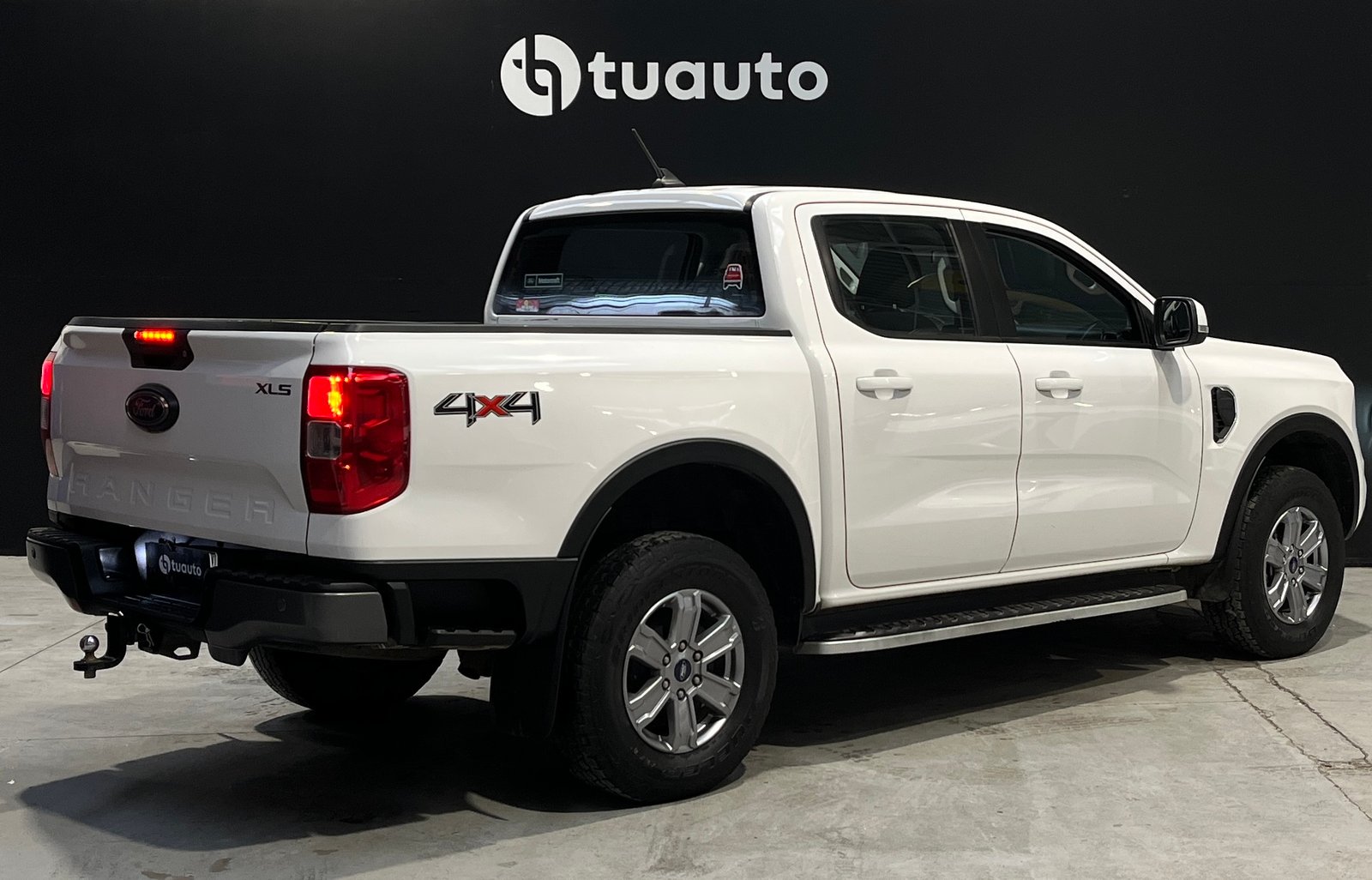 Ford RANGER XLS TM 4X4 2.0 2024 - Imagen 4 de 19