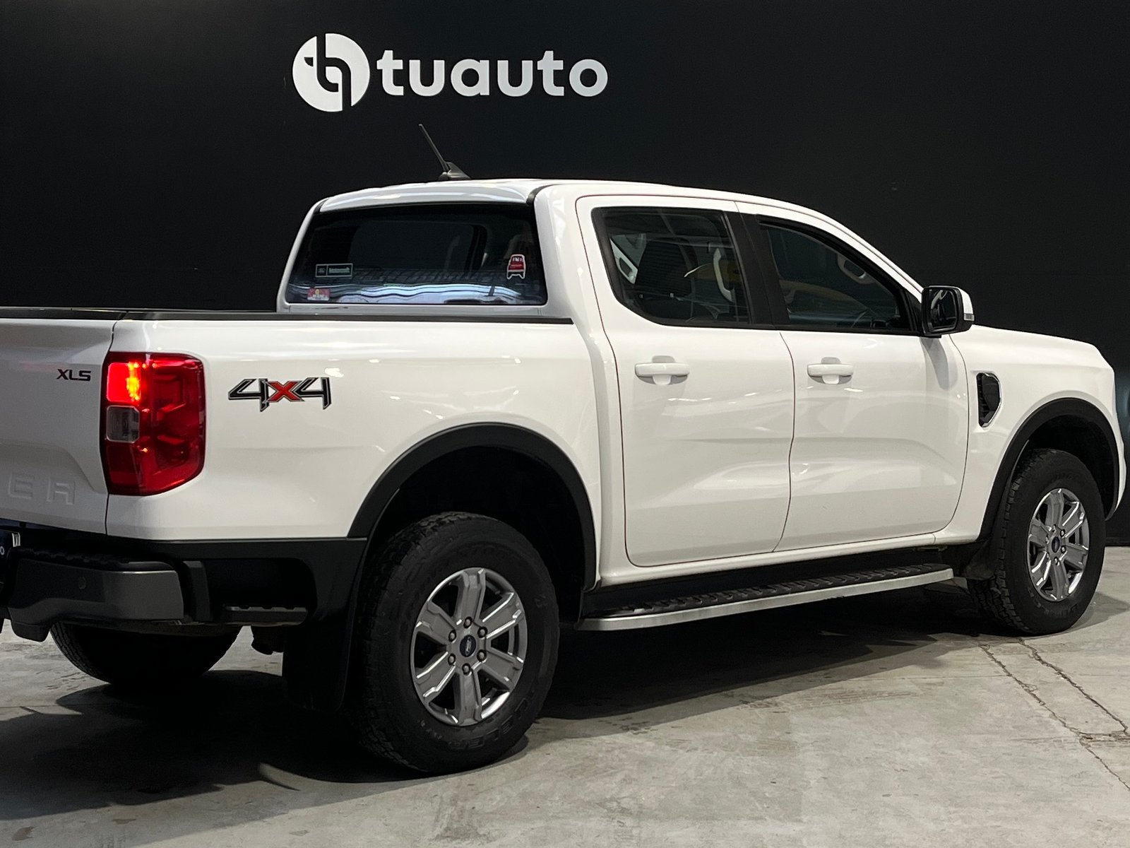 Ford RANGER XLS TM 4X4 2.0 2024 - Foto 4 de 19