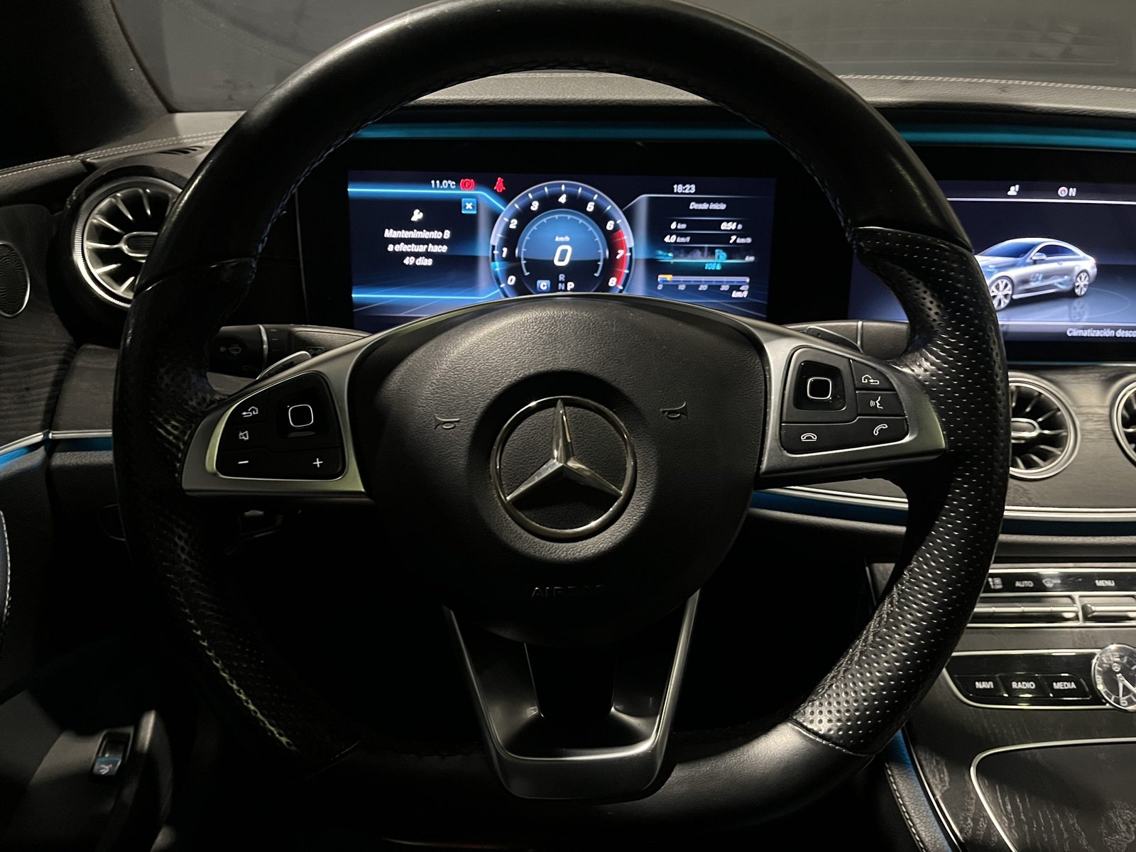 Mercedes-Benz E300 C COUPE 2.0 AT 2019 - Imagen 17 de 18