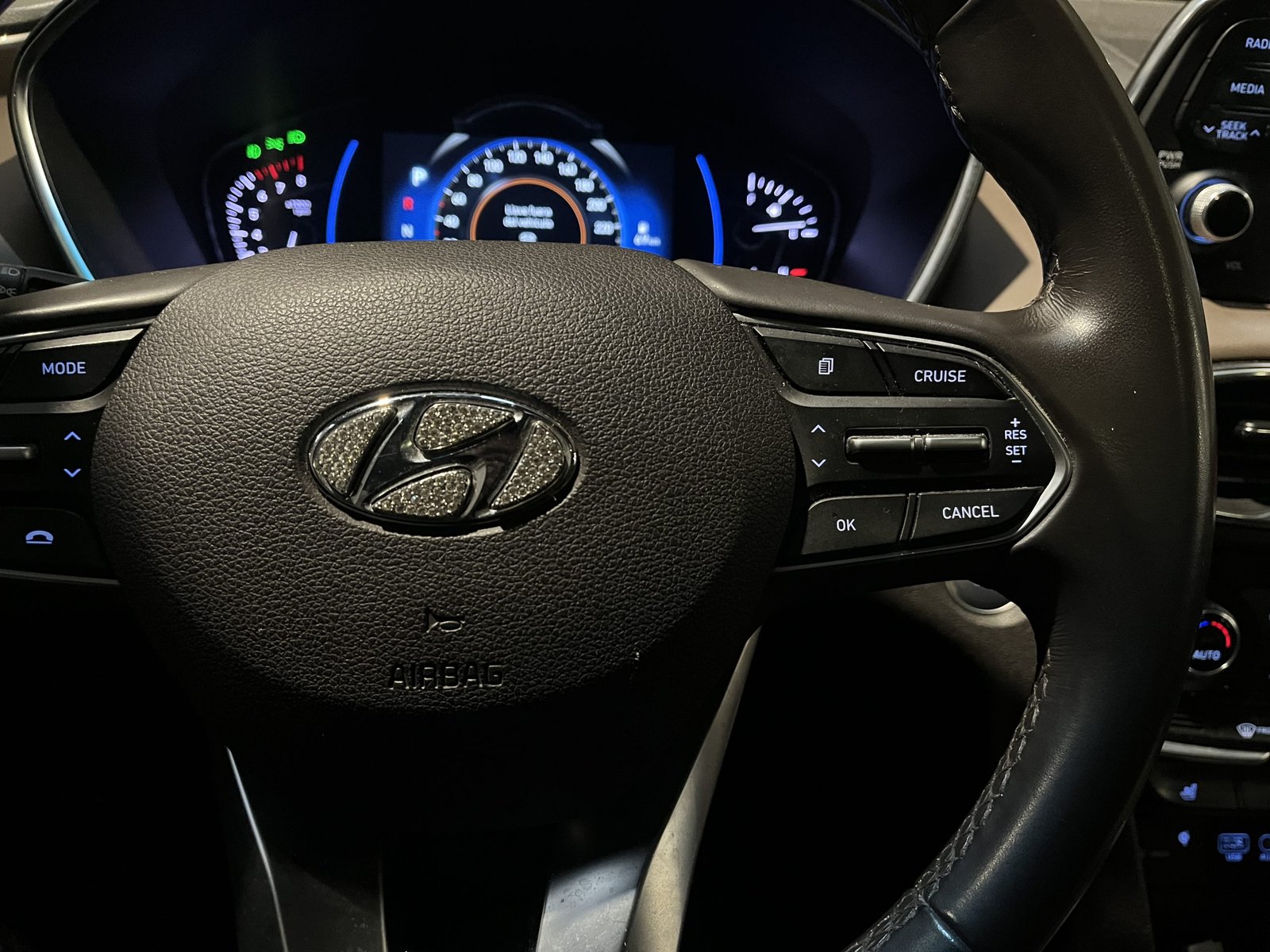 HYUNDAI SANTA FE 4X4 2.4 AT 2020 - Imagen 16 de 20